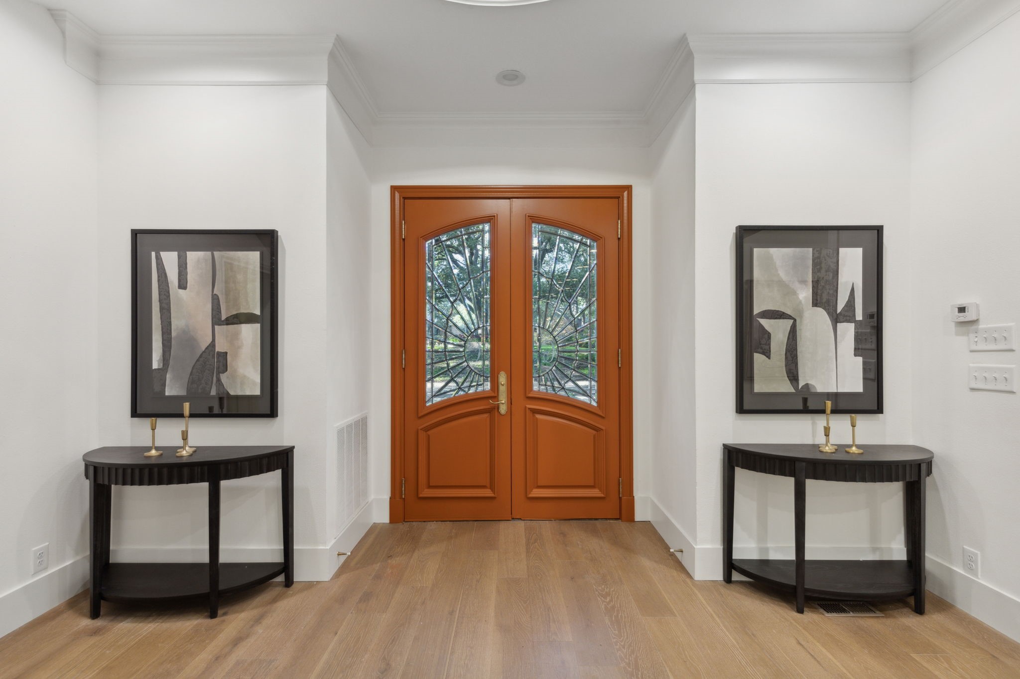 6 Saint Laurent Place