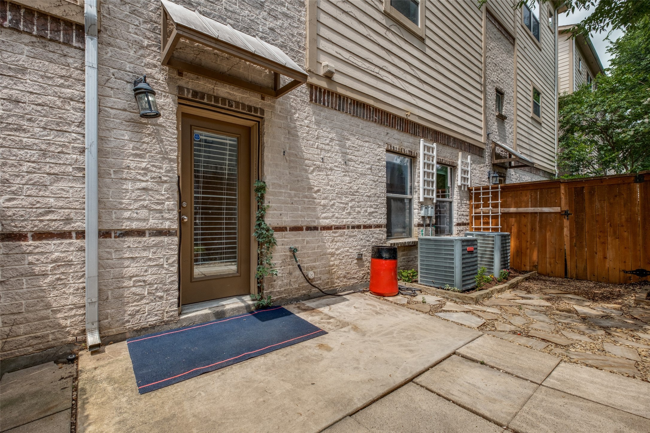 4830 Cedar Springs Road 12