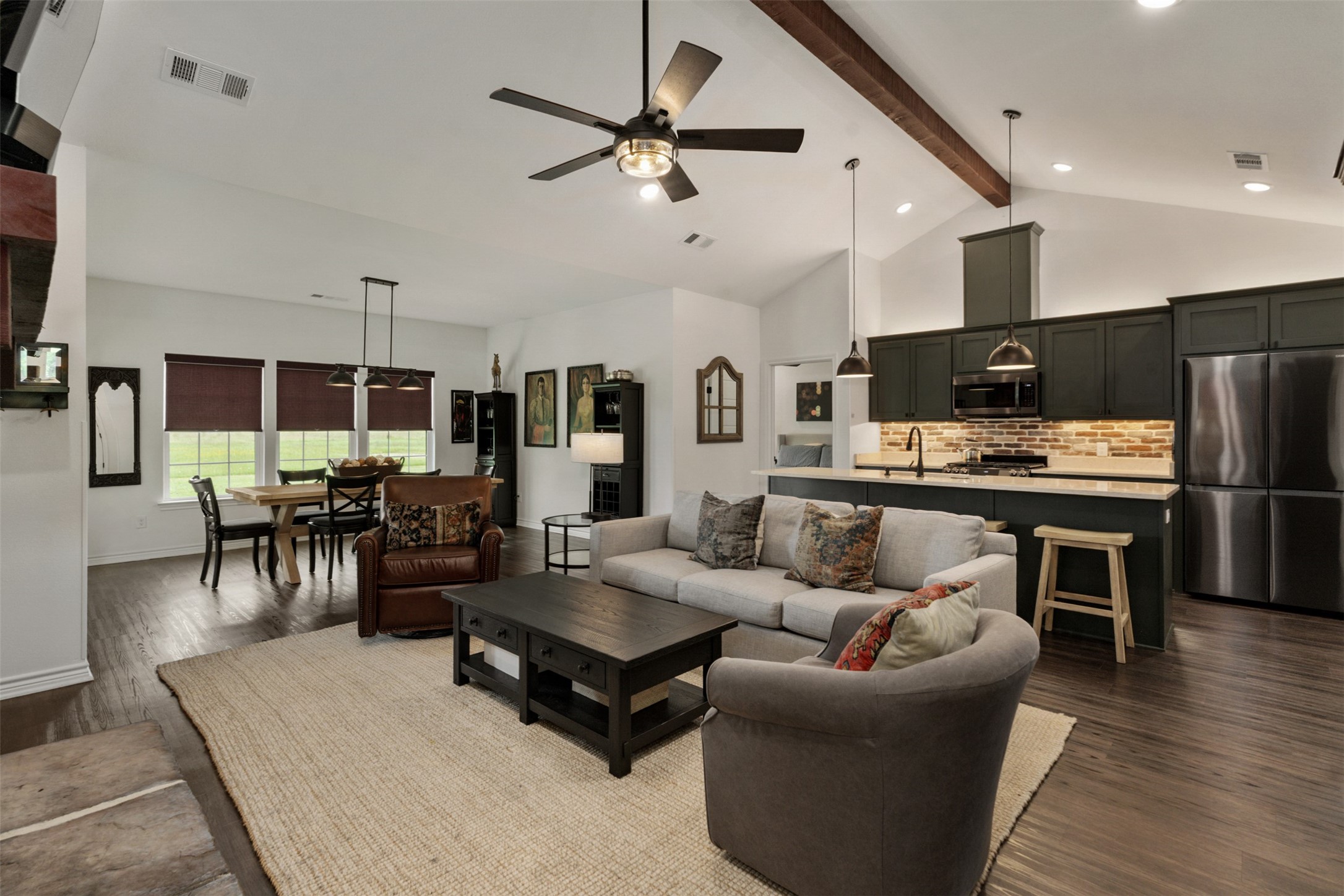 6044 County Road 4068