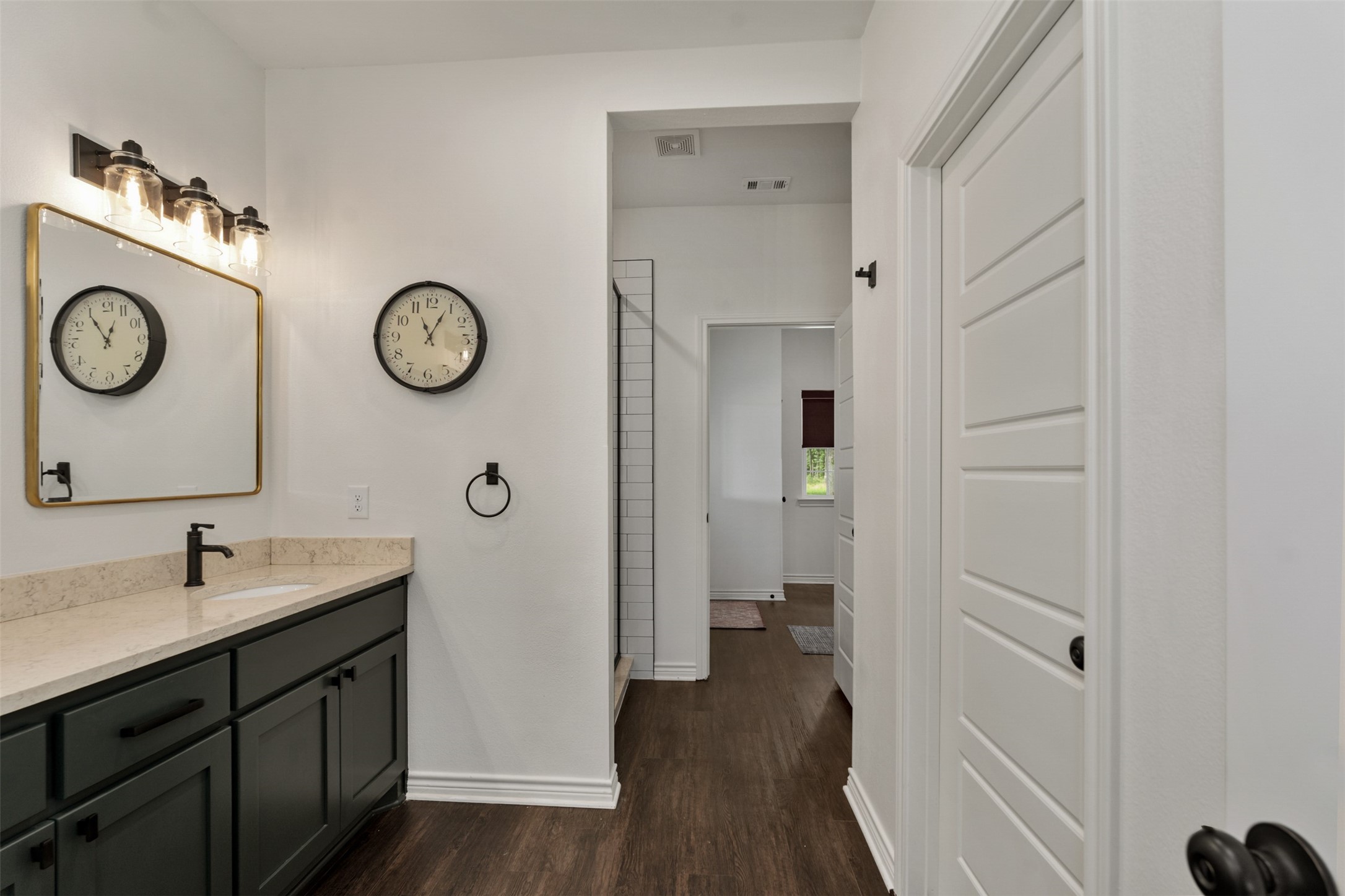 6044 County Road 4068