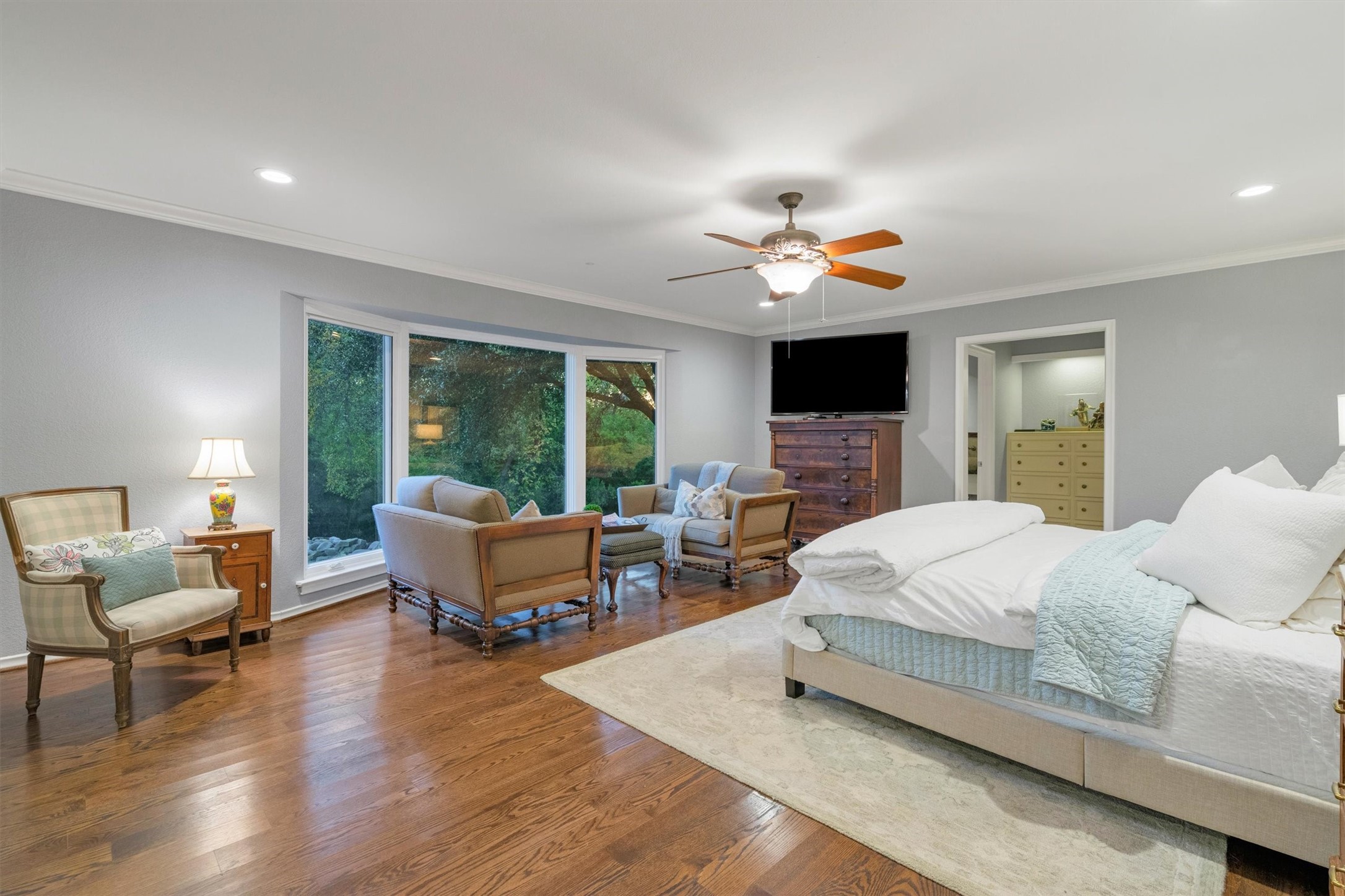 7140 Spring Valley Road