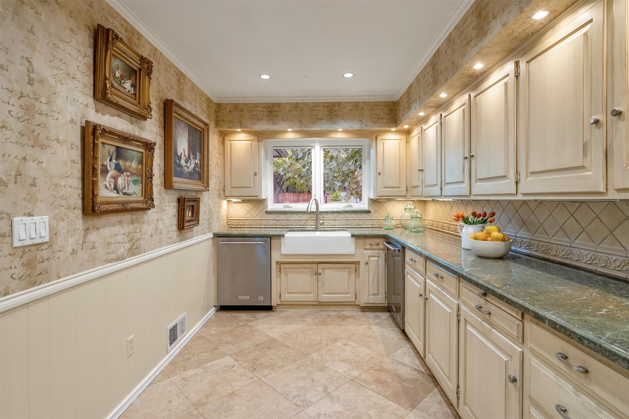 7140 Spring Valley Road