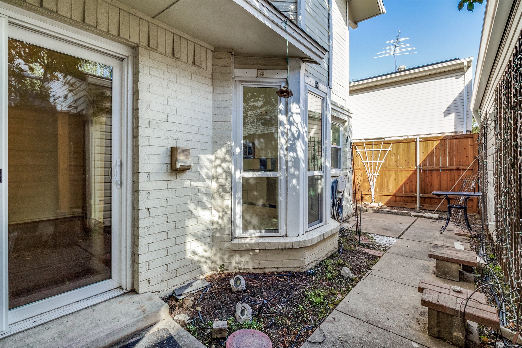 820 Pavillion Street