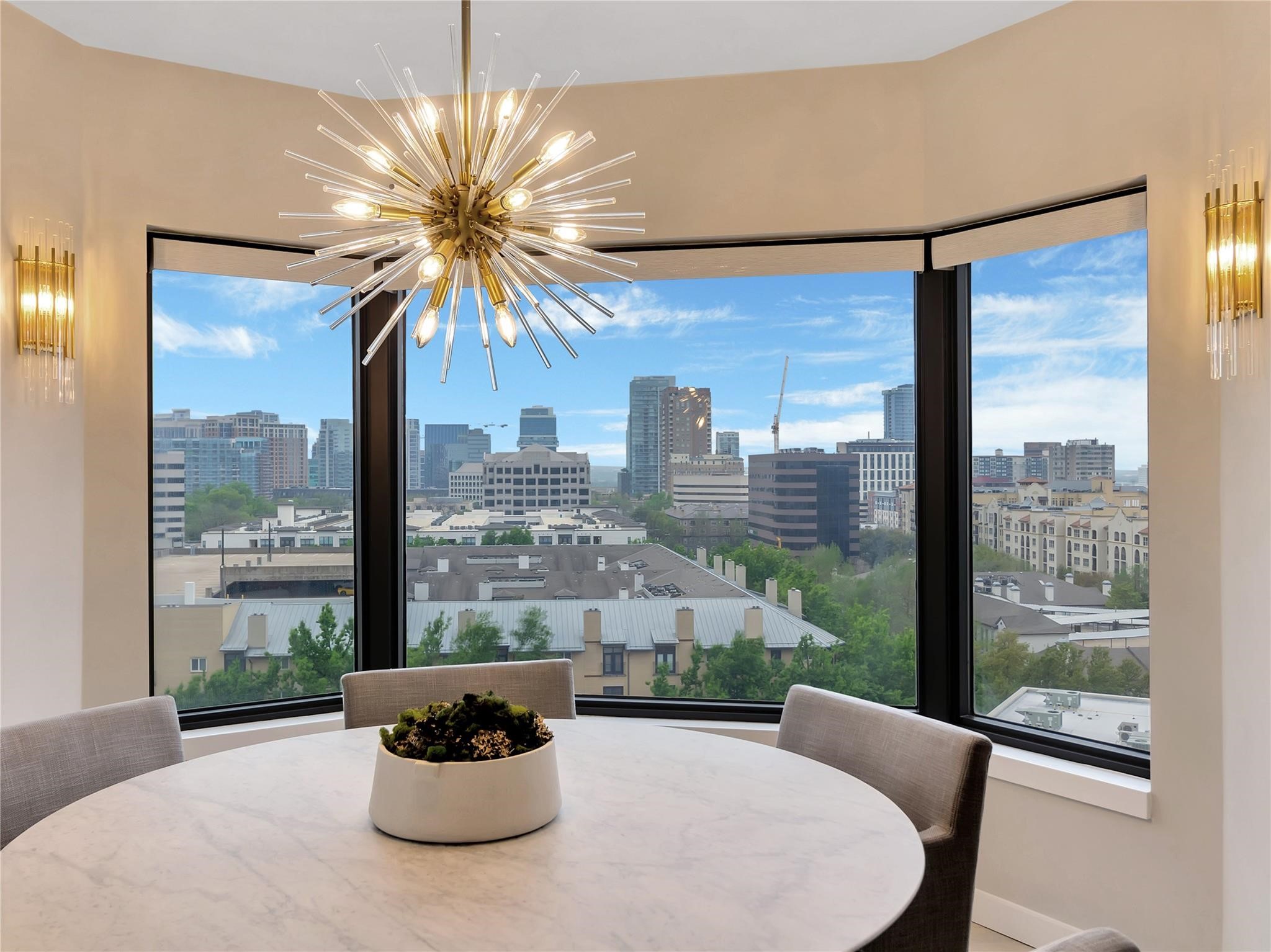 3030 Mckinney Avenue 1006