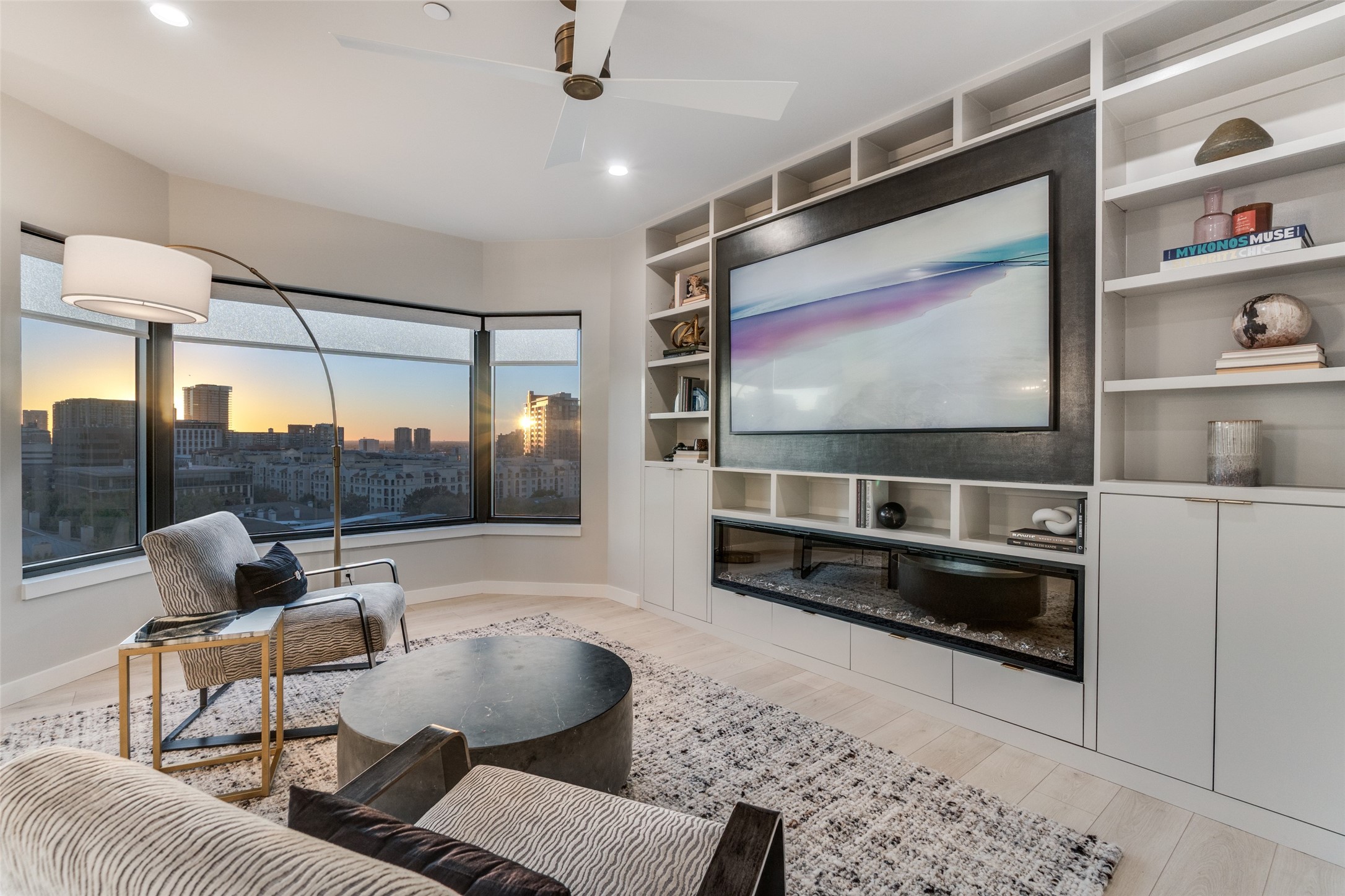 3030 Mckinney Avenue 1006