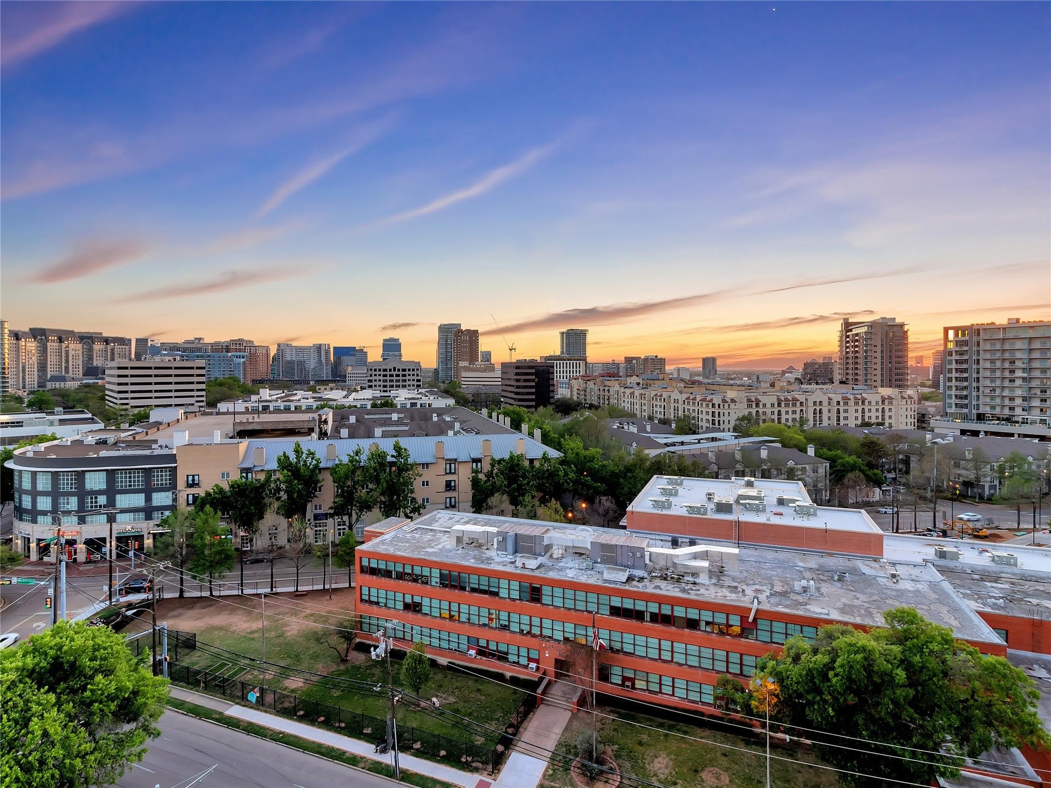 3030 Mckinney Avenue 1006