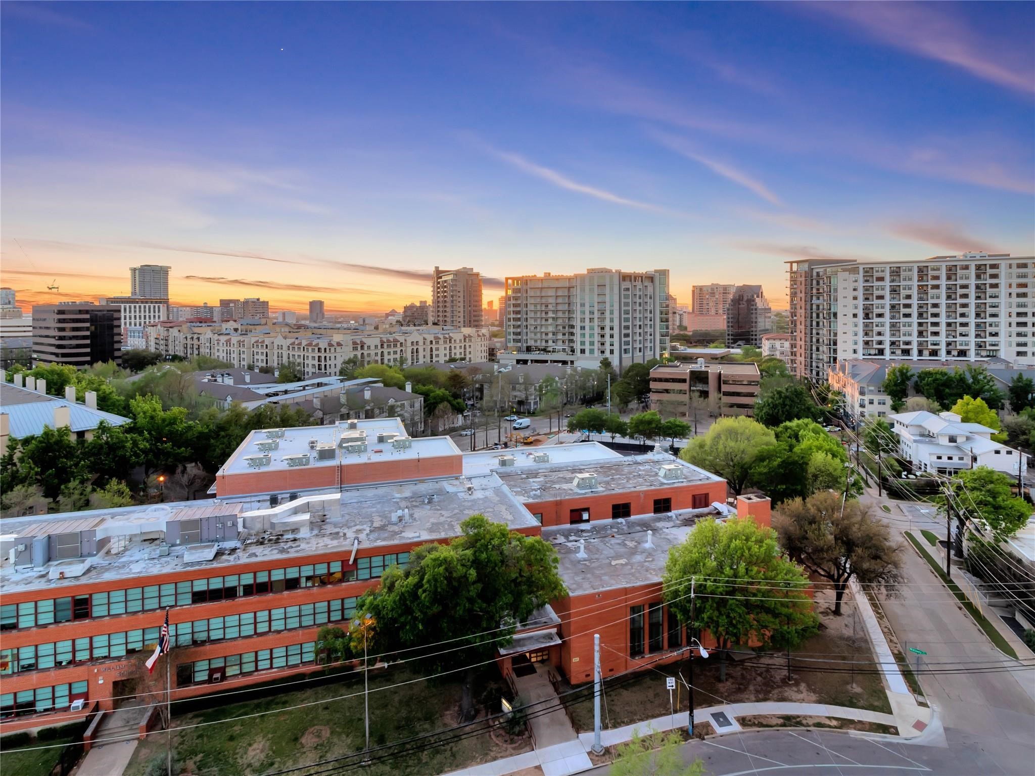 3030 Mckinney Avenue 1006