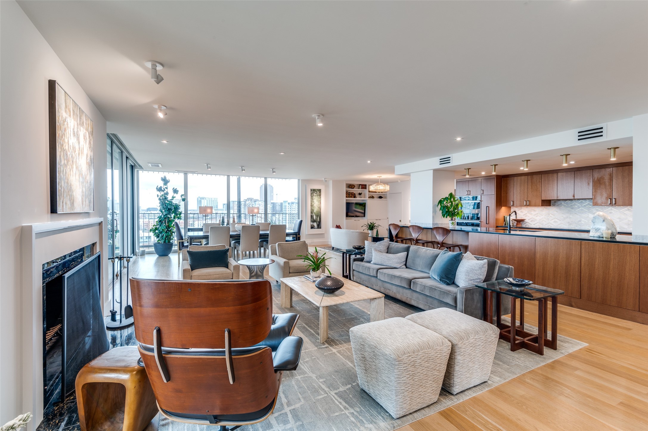 3310 Fairmount Street P2B