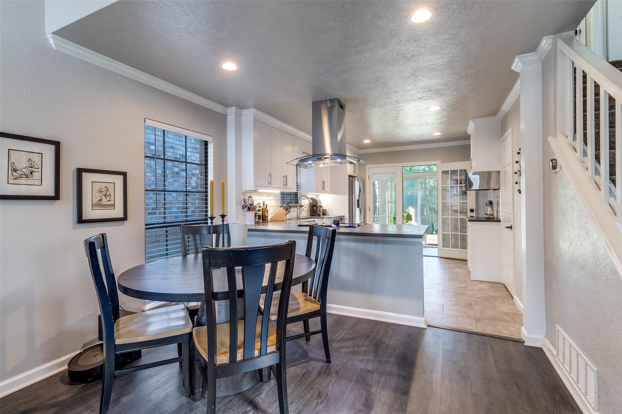 13332 Pandora Circle