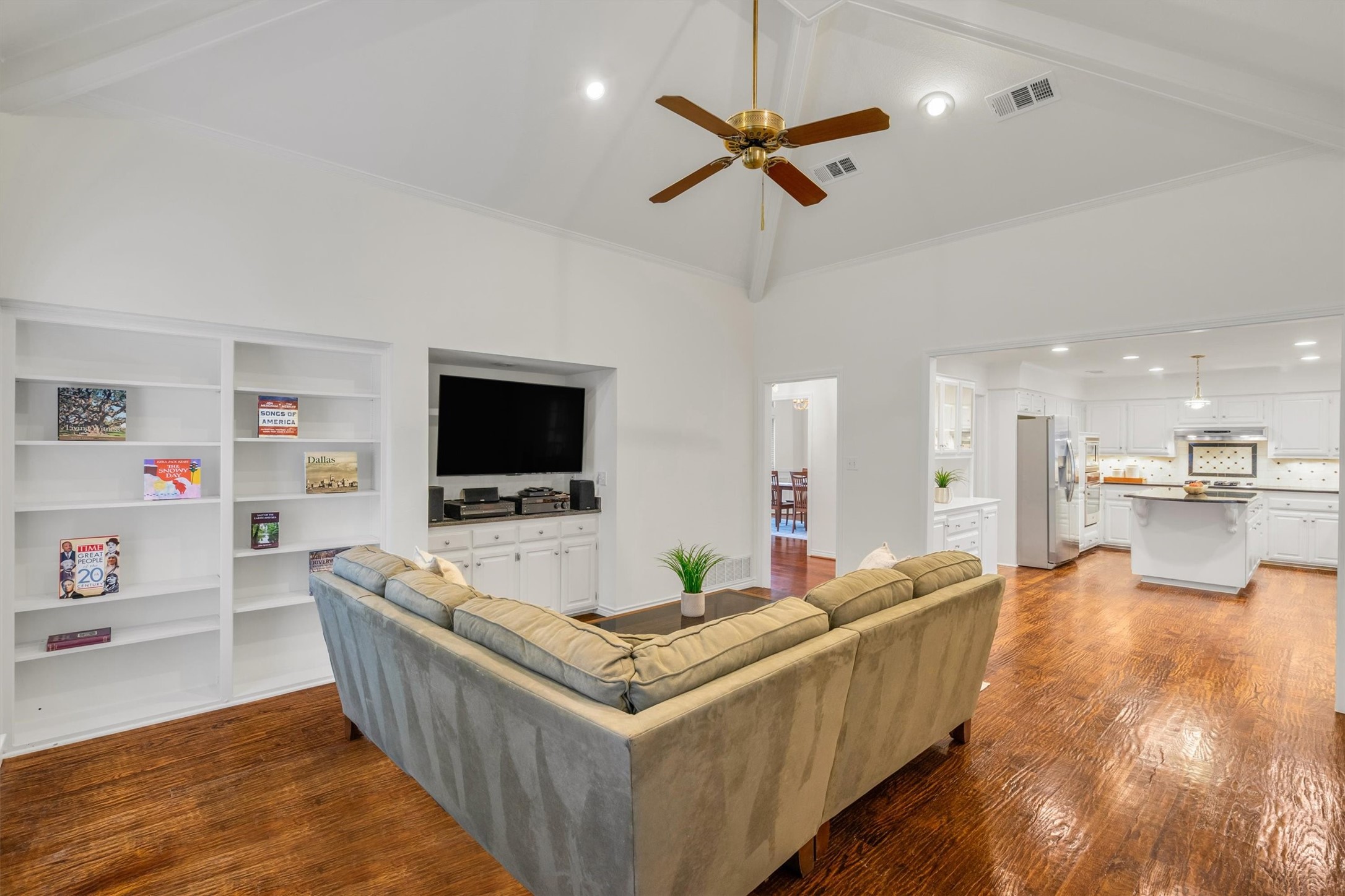 9009 Windy Crest Drive