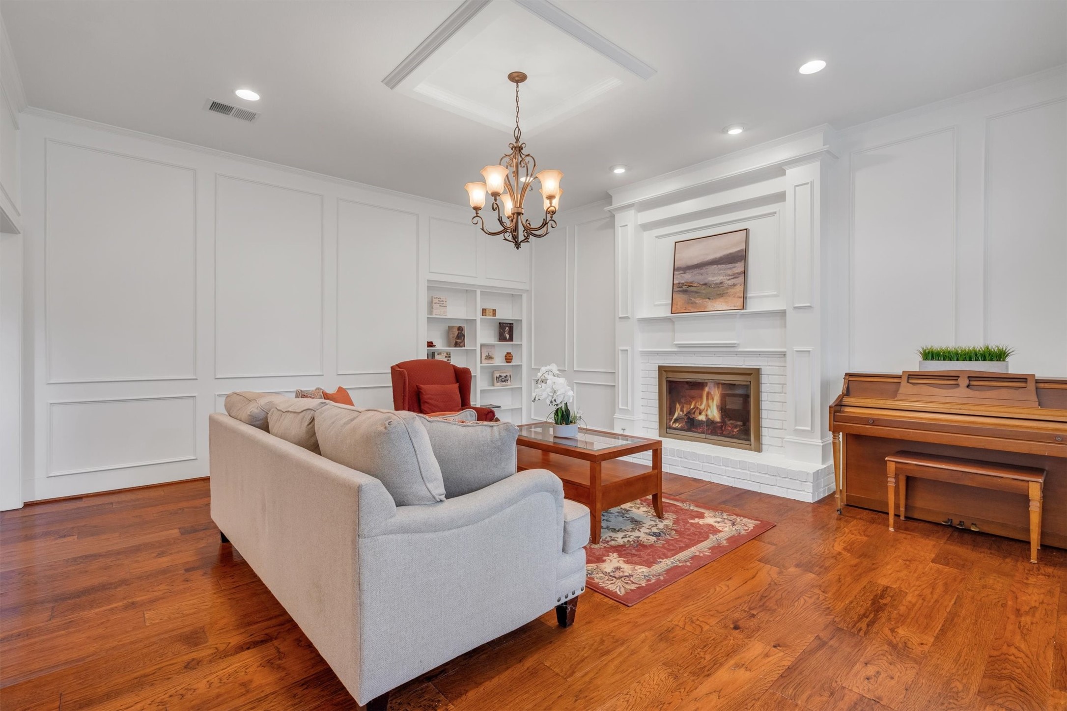 9009 Windy Crest Drive