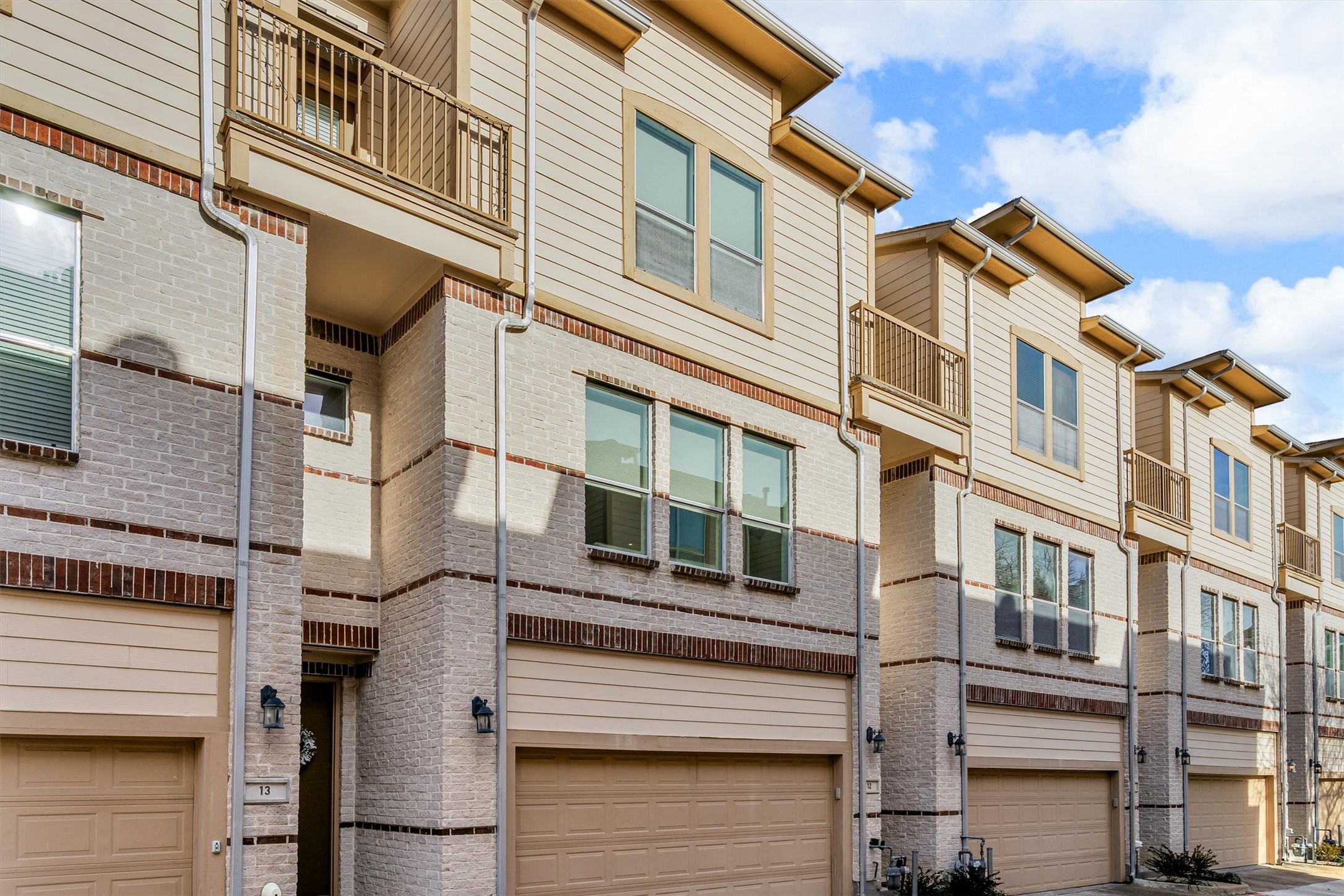 4830 Cedar Springs Road 12