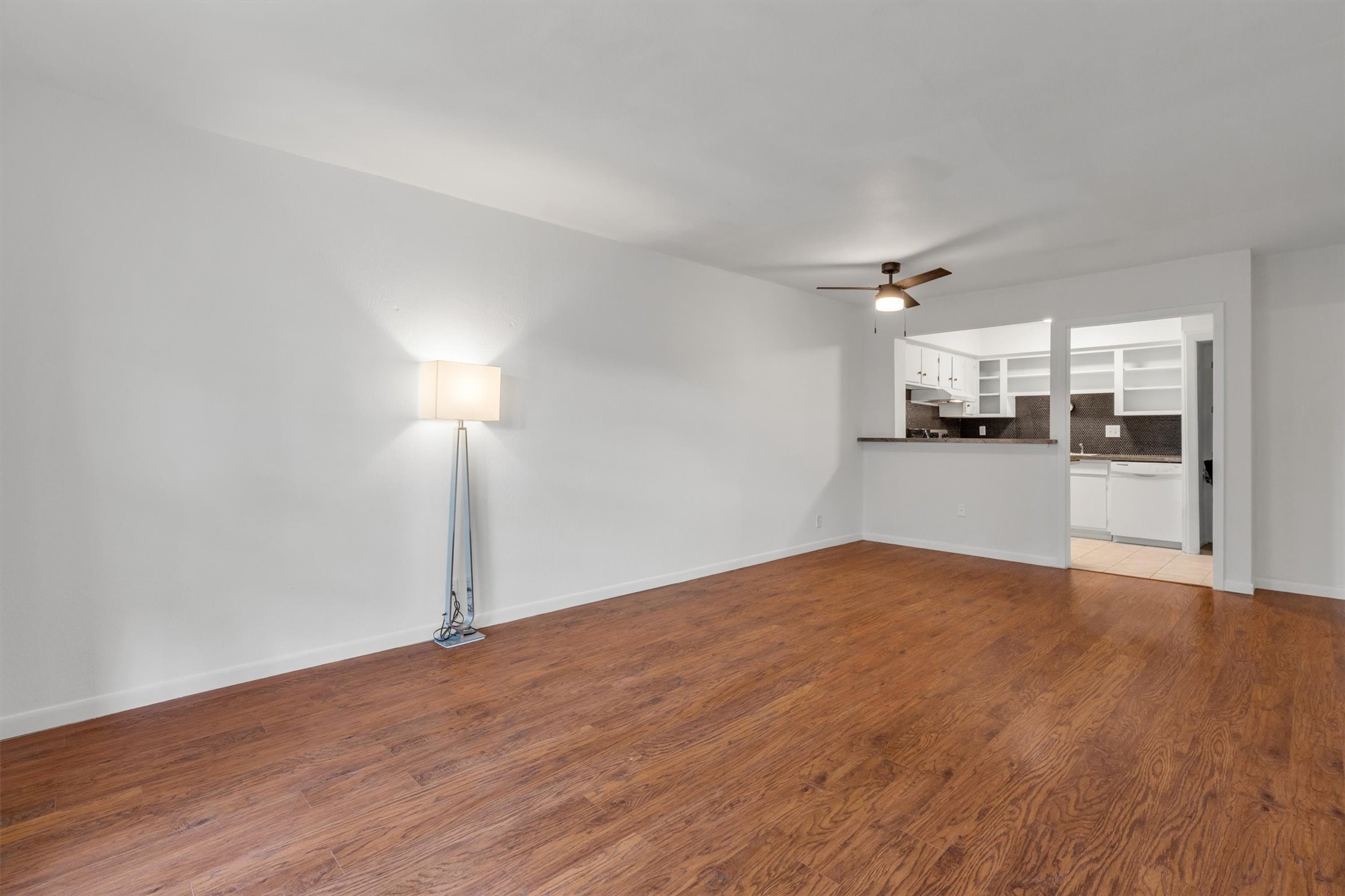 5305 Fleetwood Oaks Avenue 274
