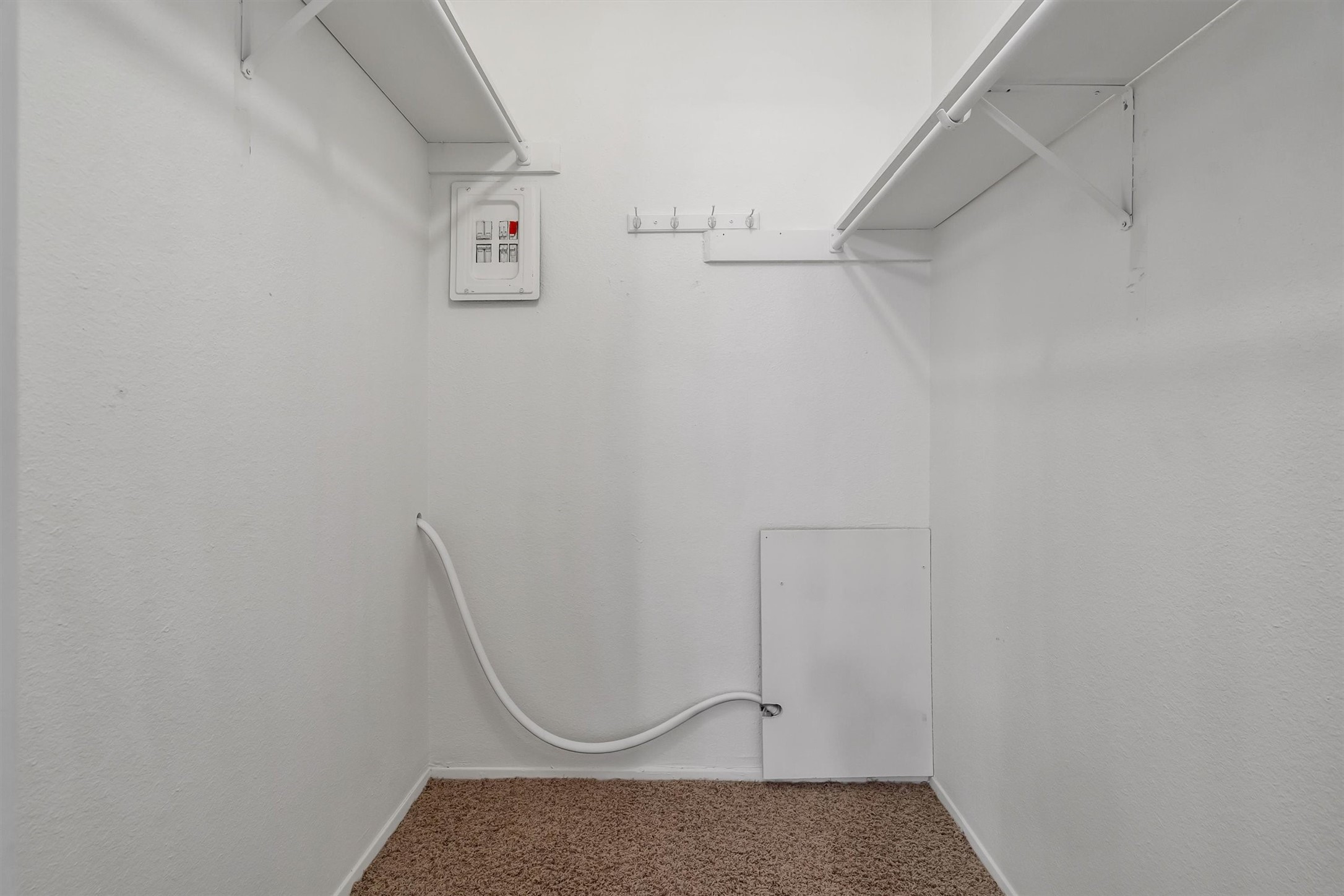 5305 Fleetwood Oaks Avenue 274