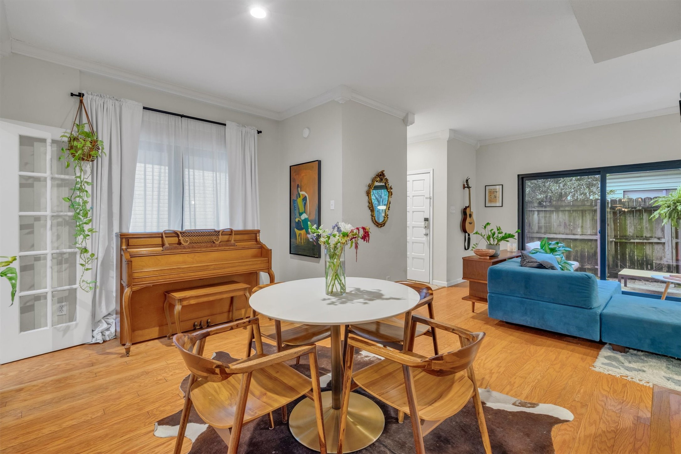 5016 Cedar Springs Road