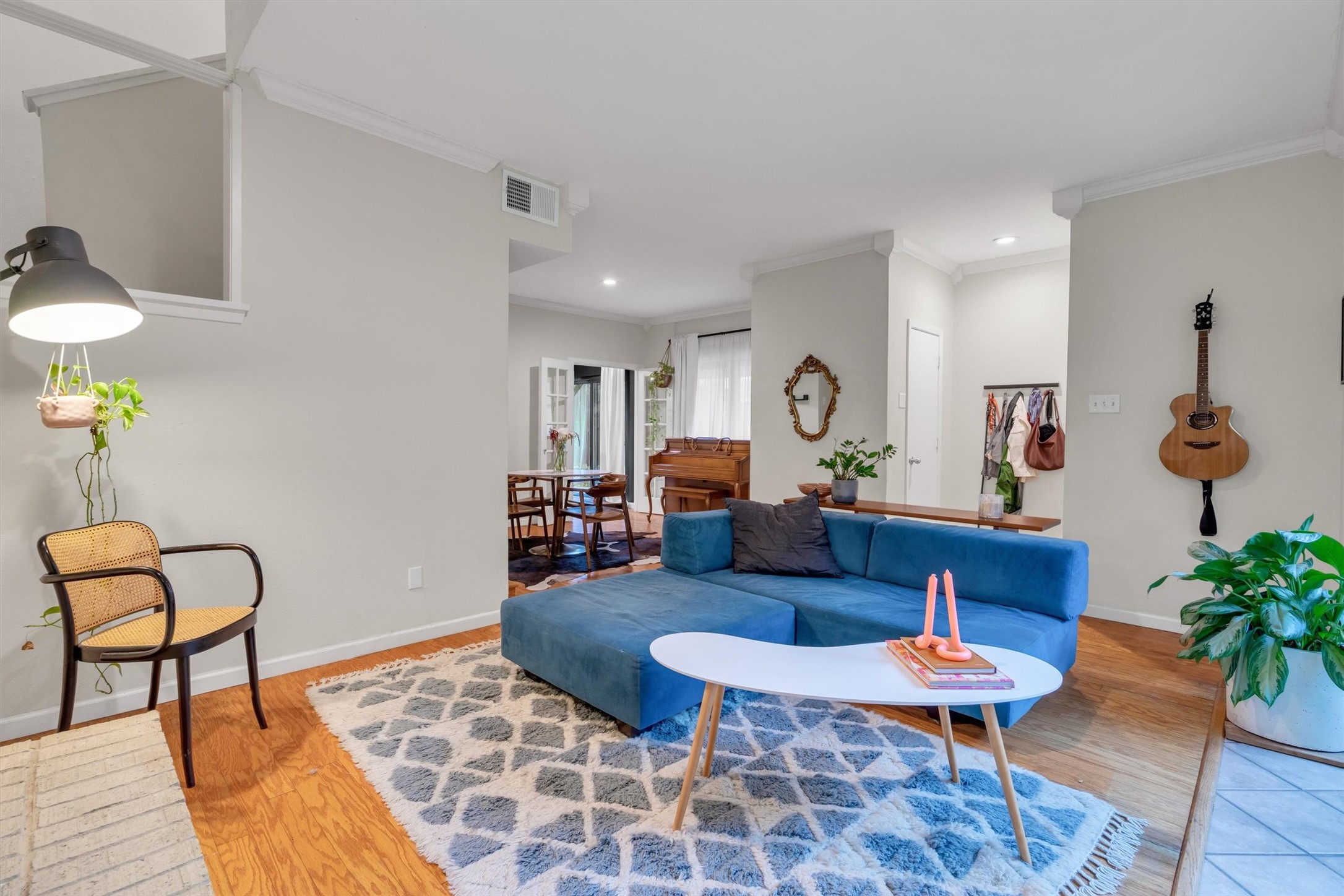 5016 Cedar Springs Road