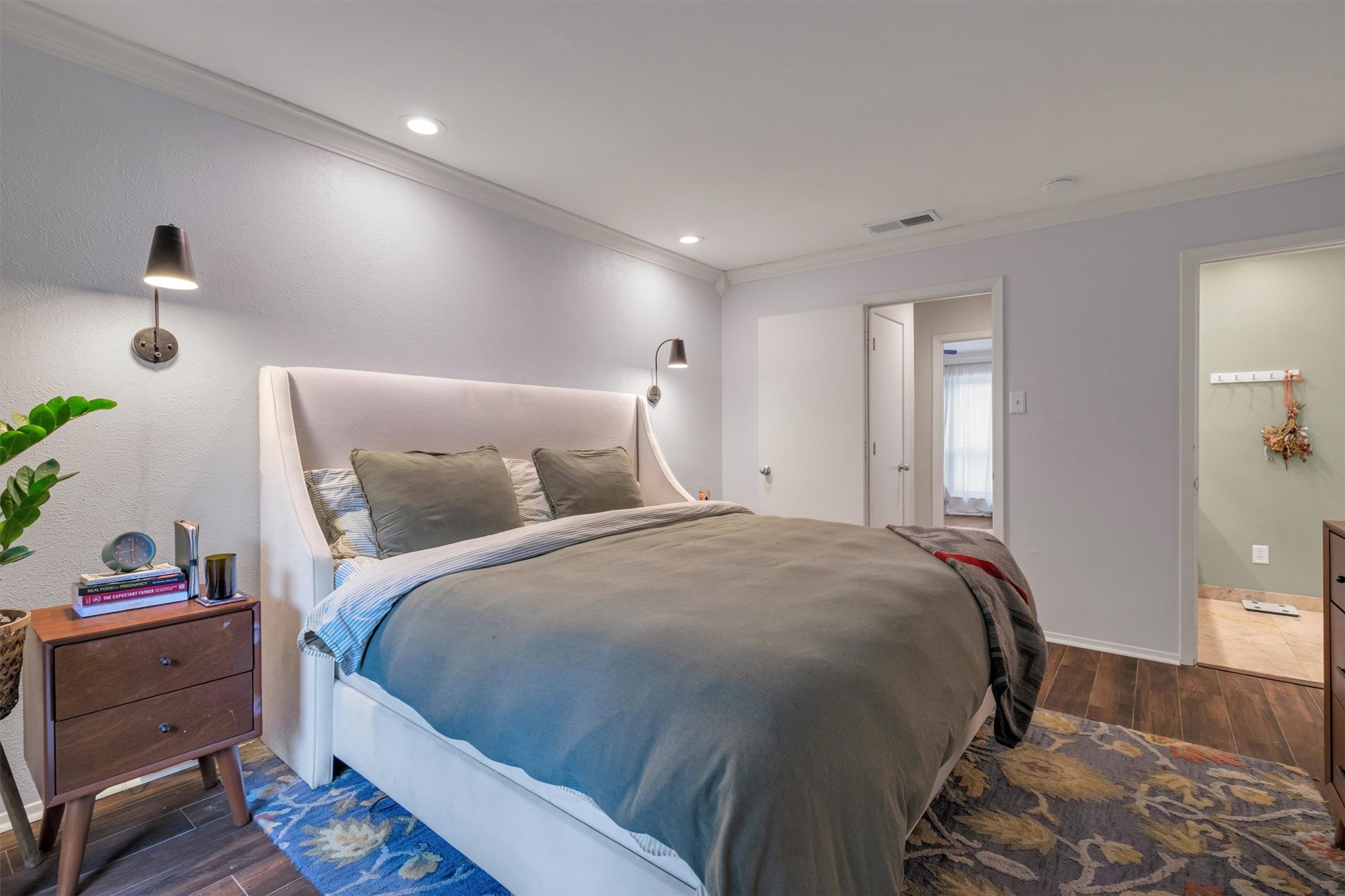 5016 Cedar Springs Road