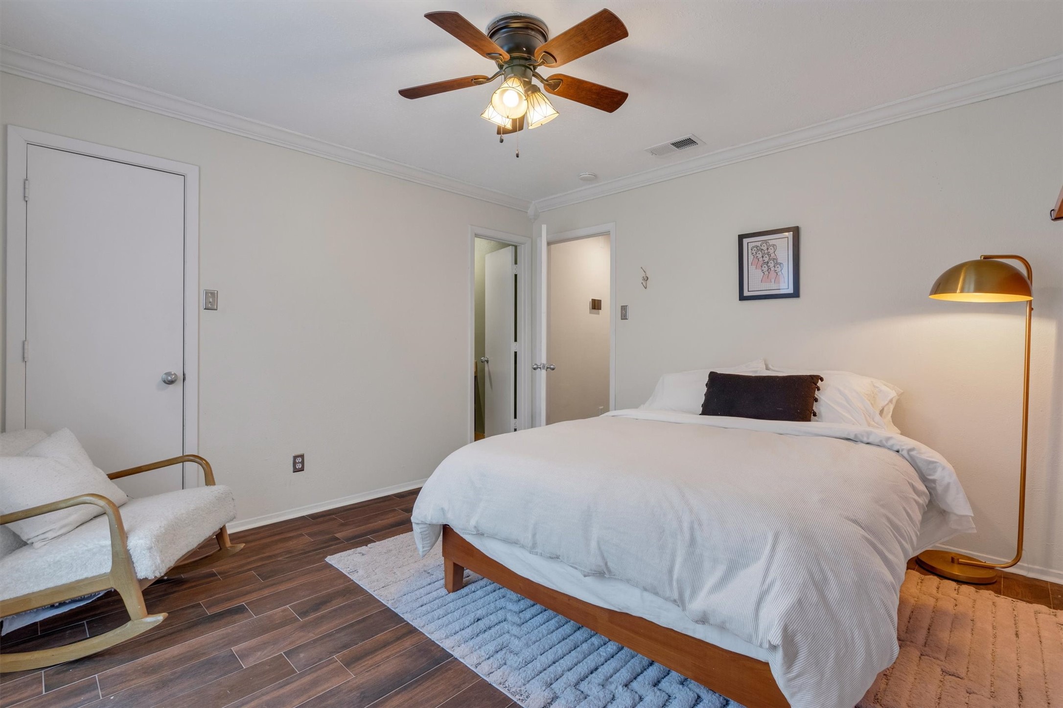 5016 Cedar Springs Road