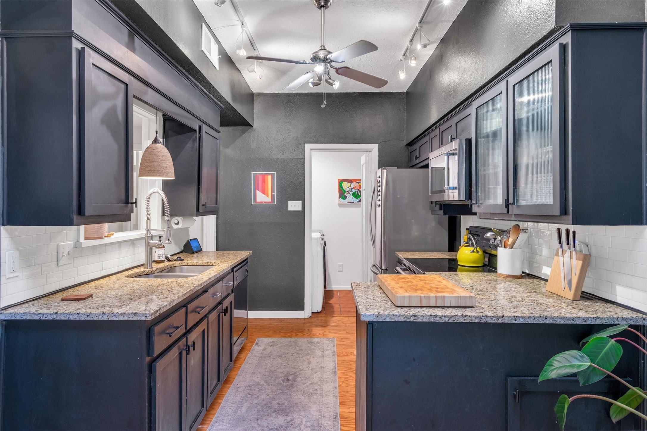 5016 Cedar Springs Road