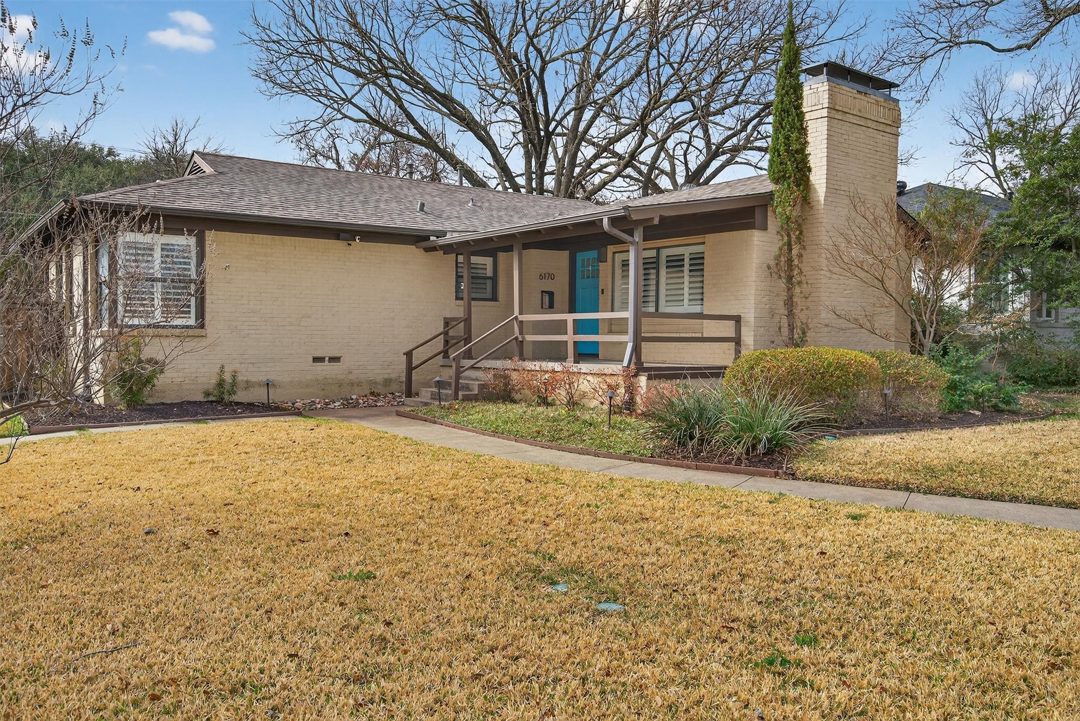 6170 Woodcrest Lane