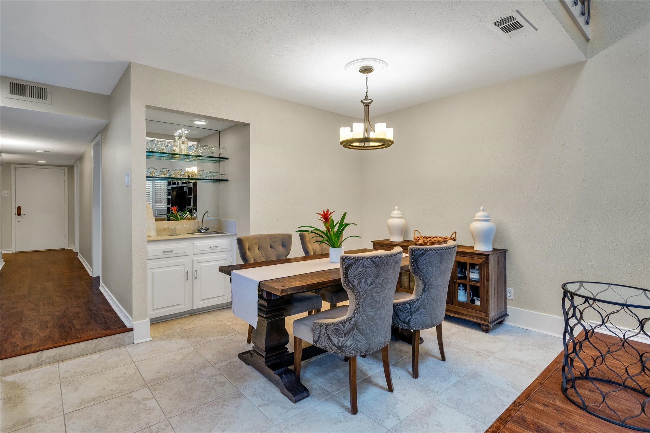 3103 Kristin Court