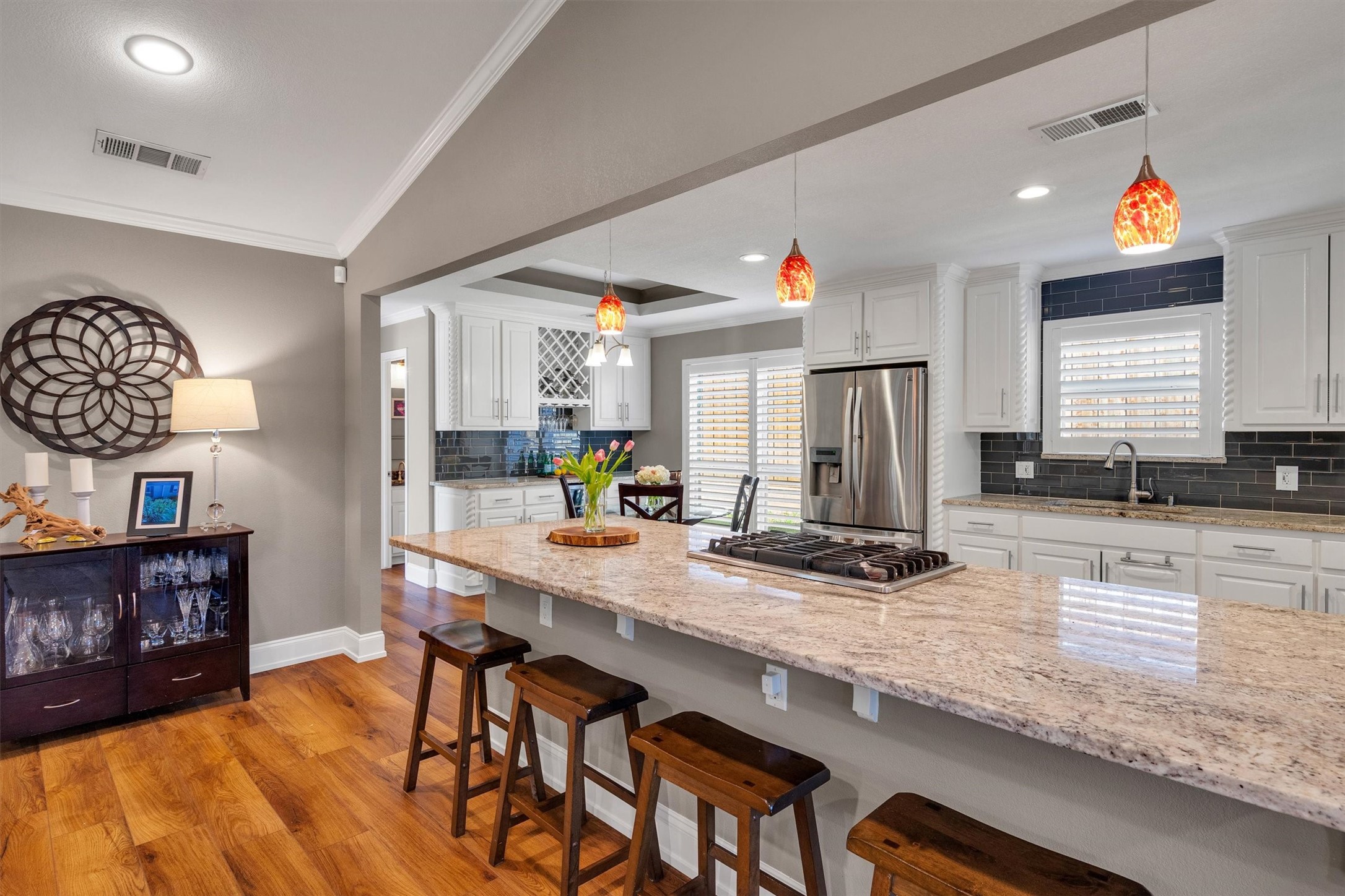 7424 Meadow Oaks Drive