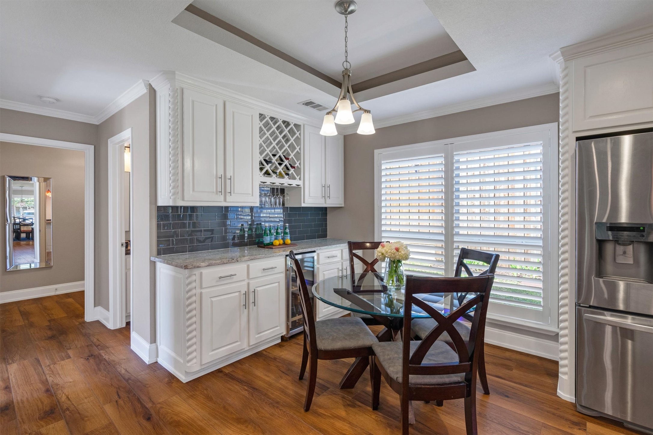 7424 Meadow Oaks Drive