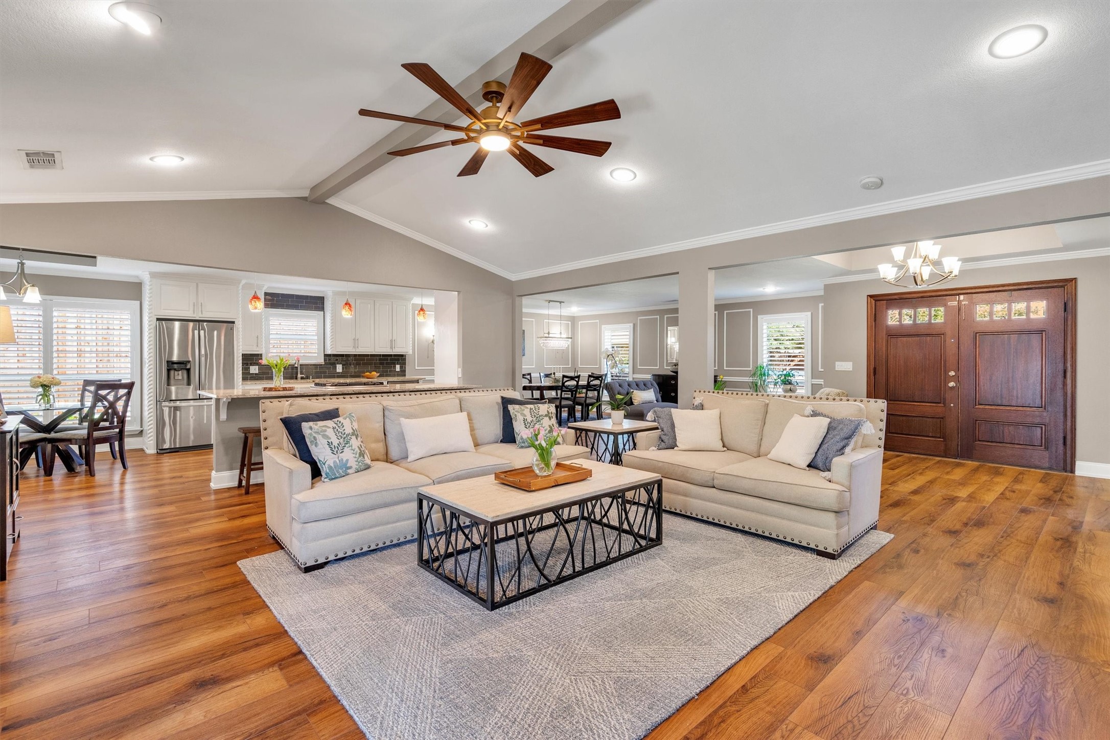 7424 Meadow Oaks Drive