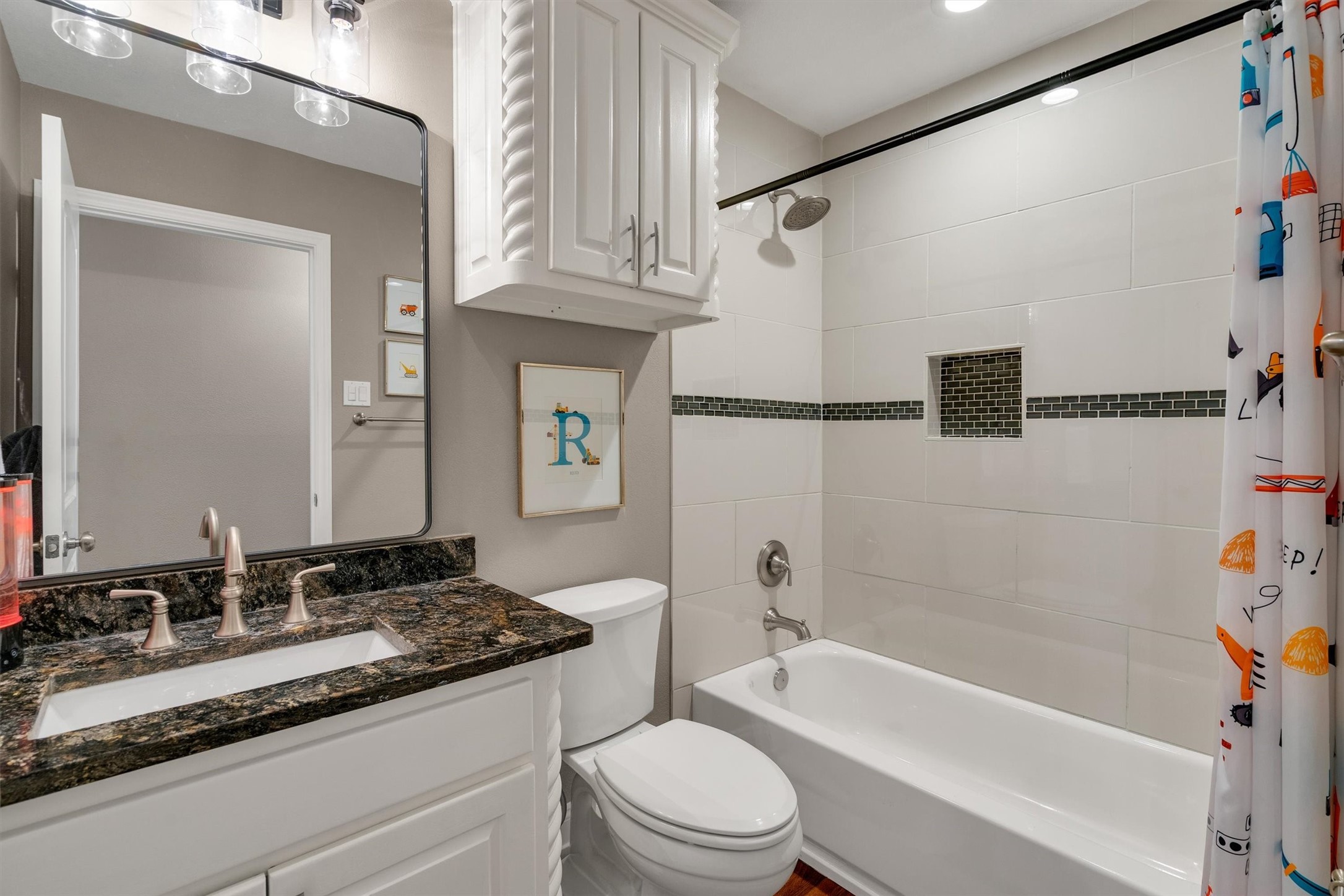 7424 Meadow Oaks Drive