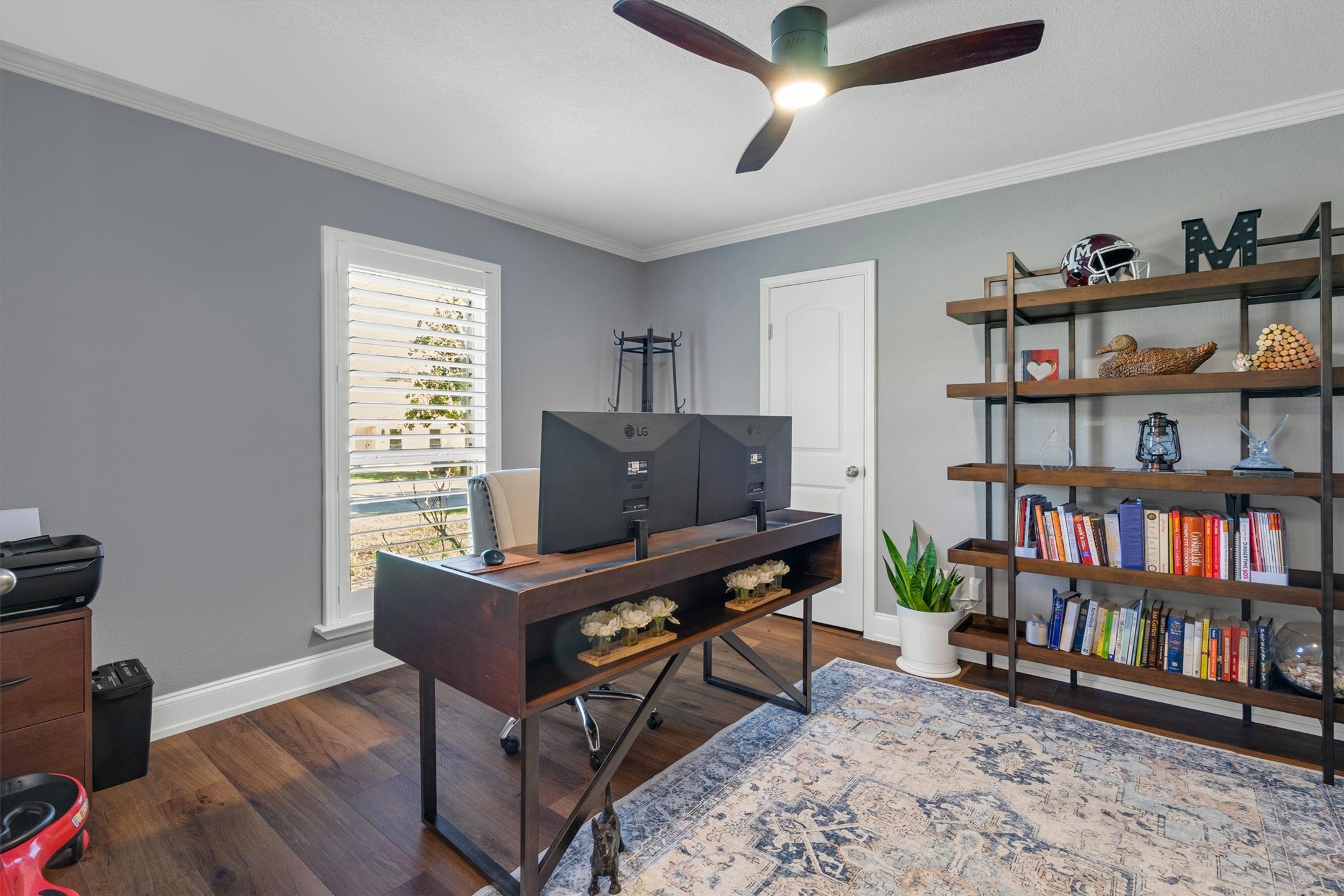 7424 Meadow Oaks Drive