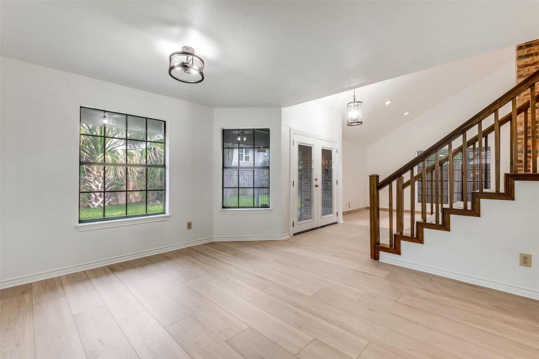 3316 San Jacinto Street