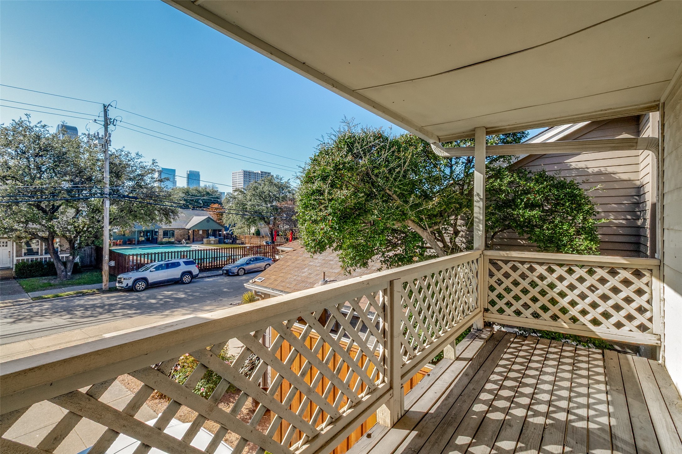 820 Pavillion Street