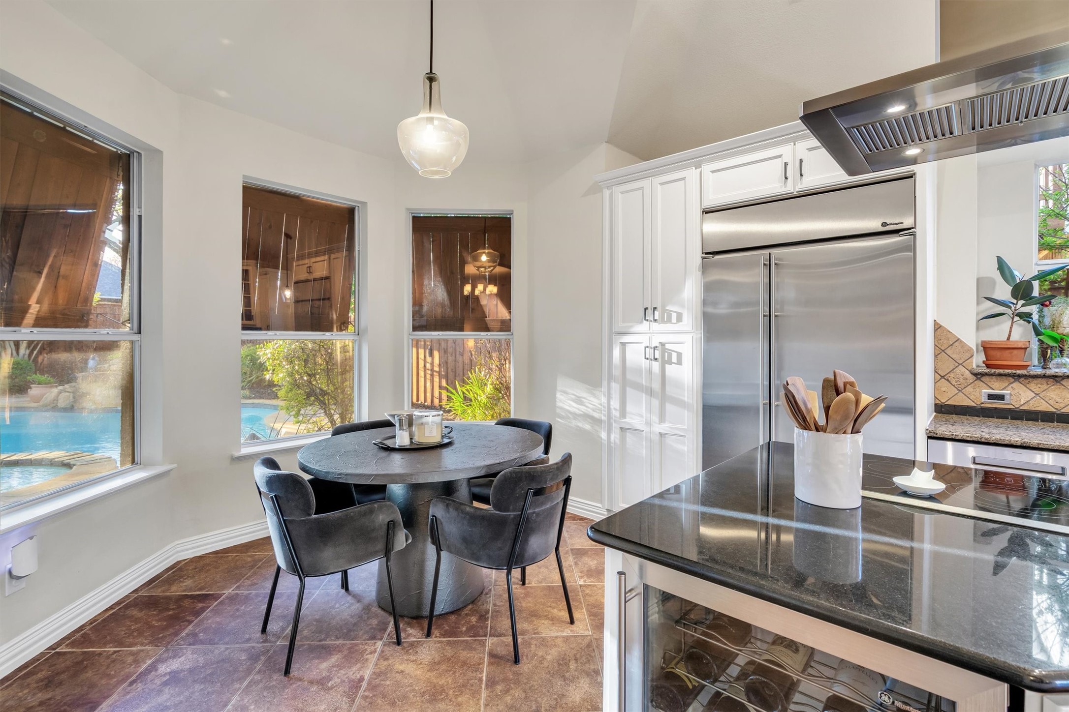 5501 Plantation Lane