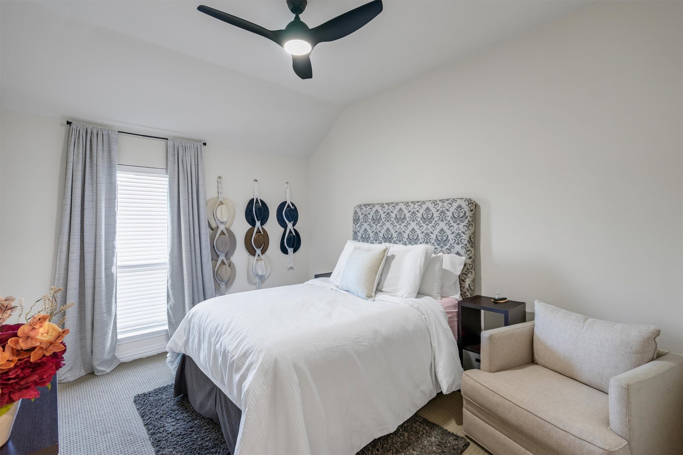 5501 Plantation Lane