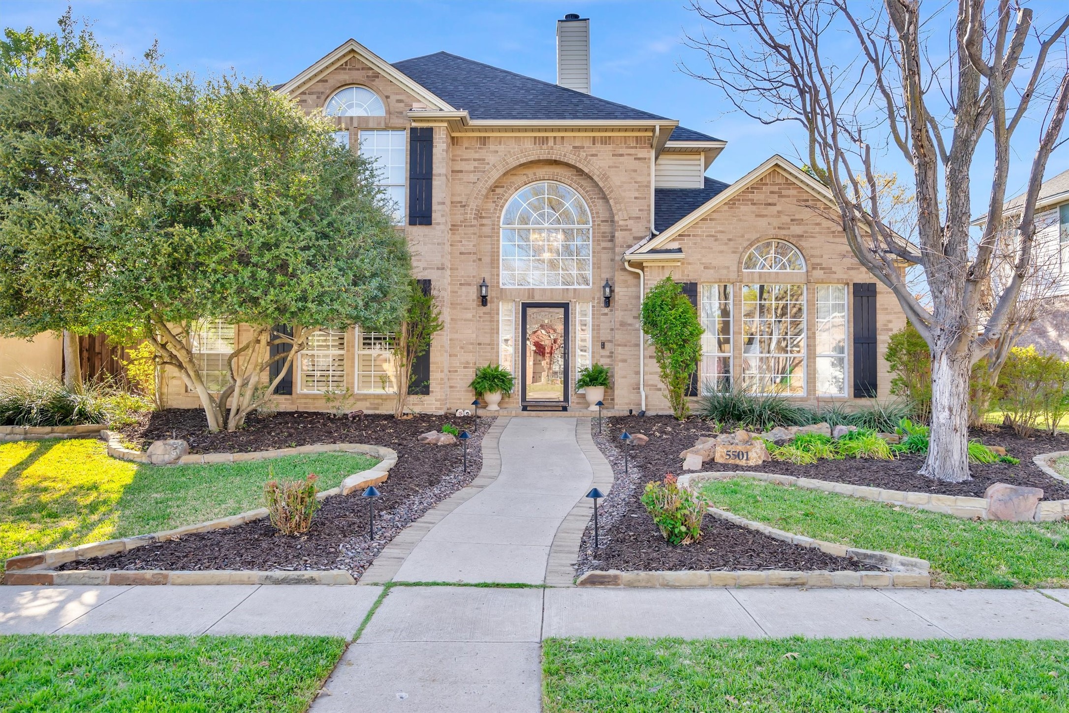 5501 Plantation Lane