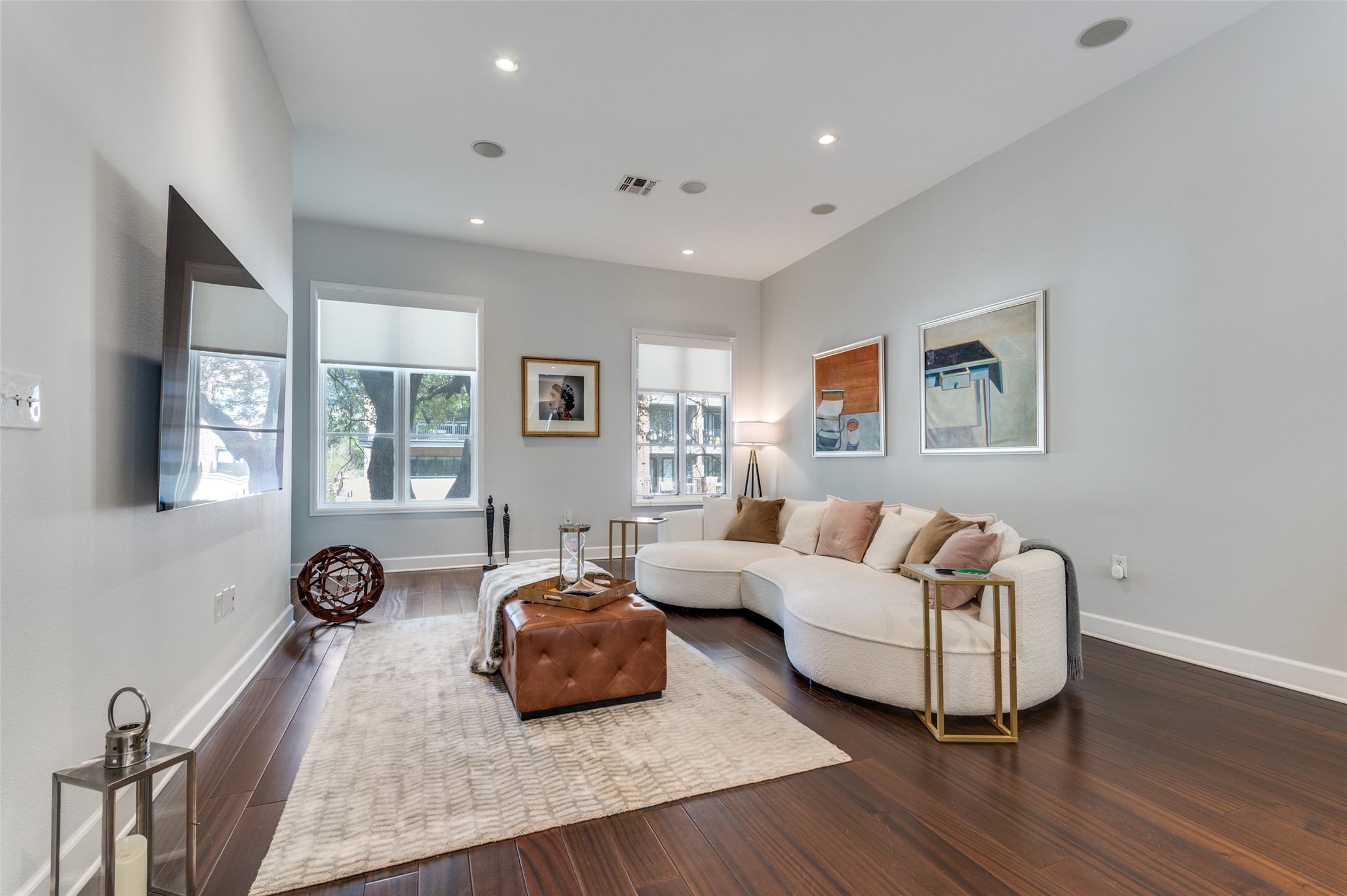 3210 Carlisle Street 11