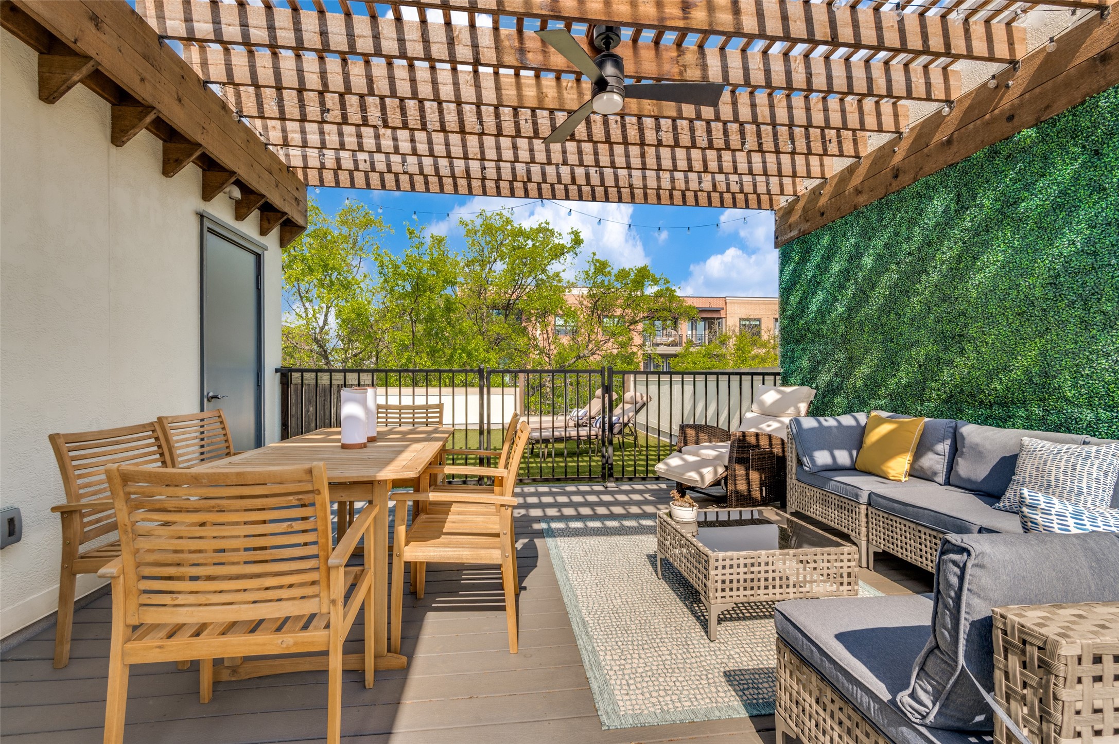 3210 Carlisle Street 11