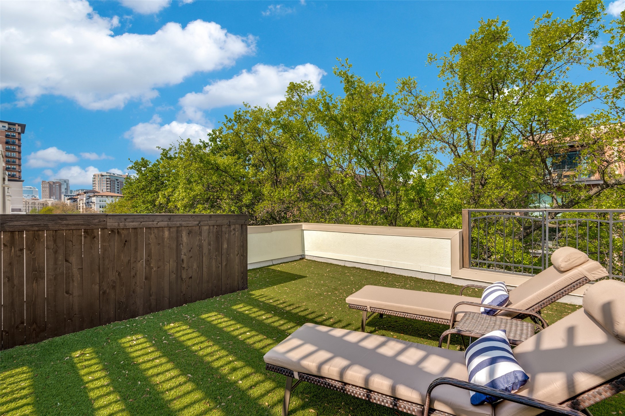 3210 Carlisle Street 11