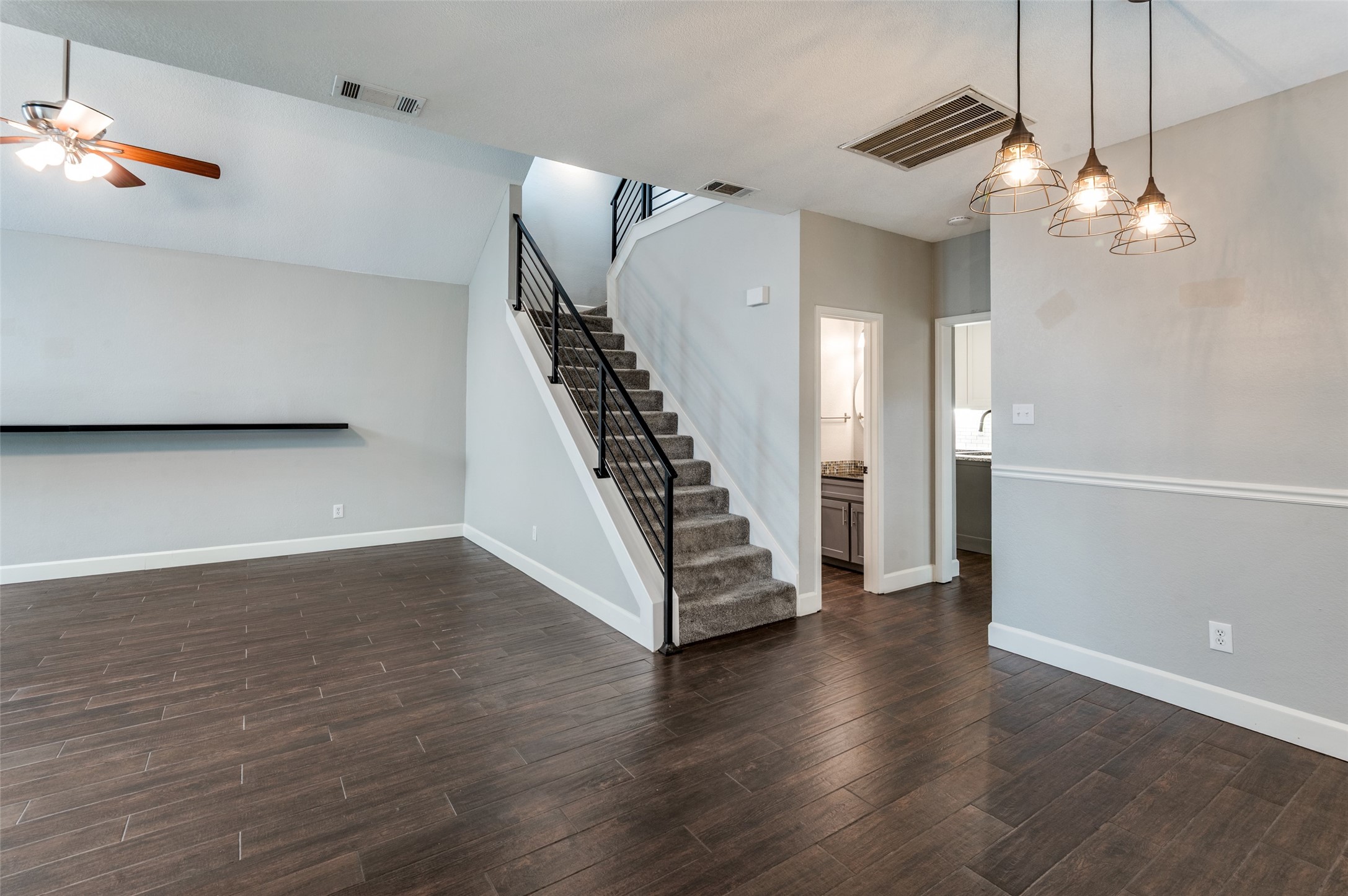 533 Raintree Circle