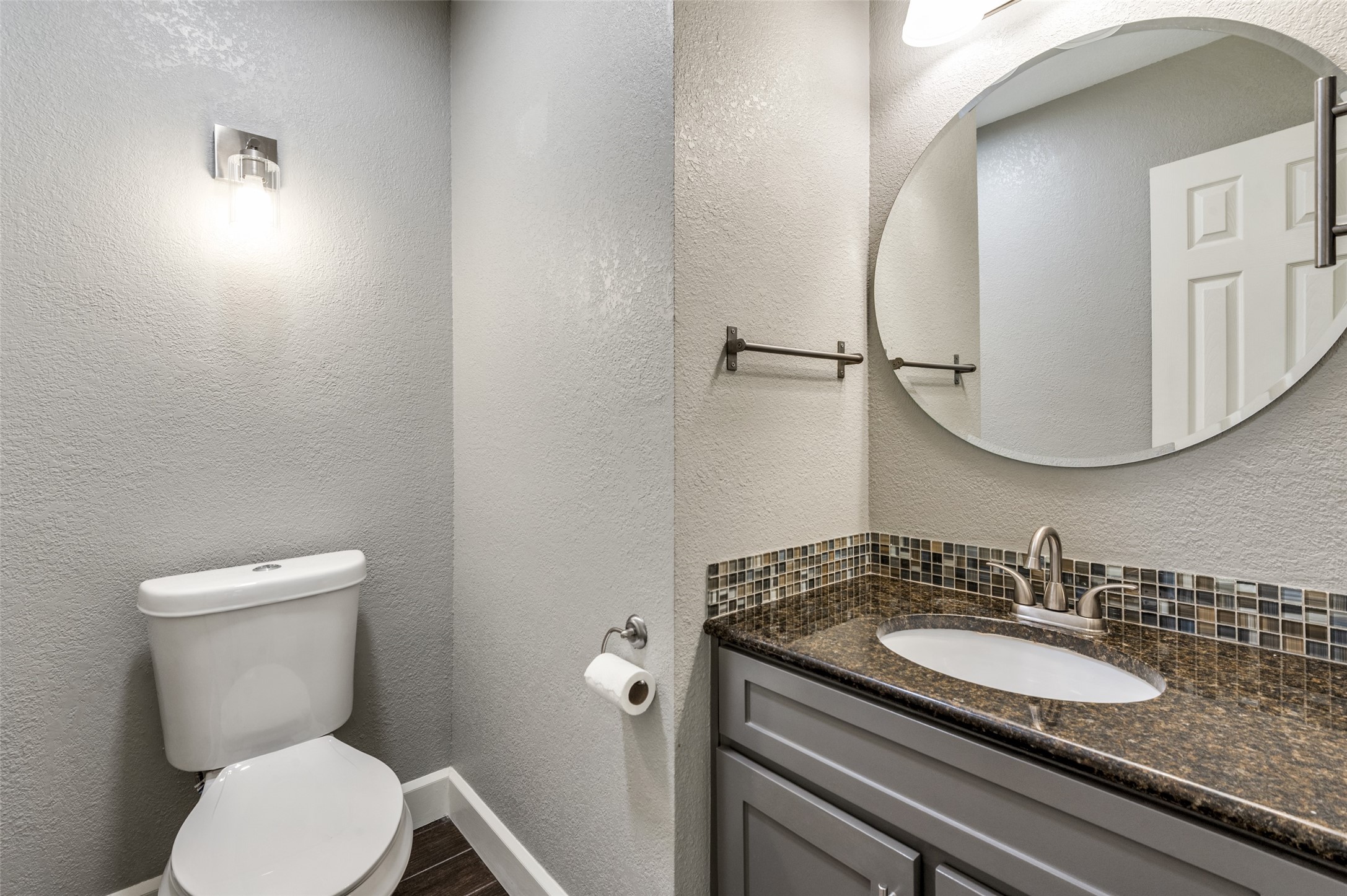 533 Raintree Circle