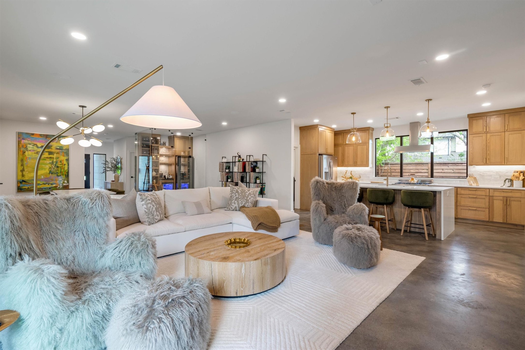 3938 Lively Lane