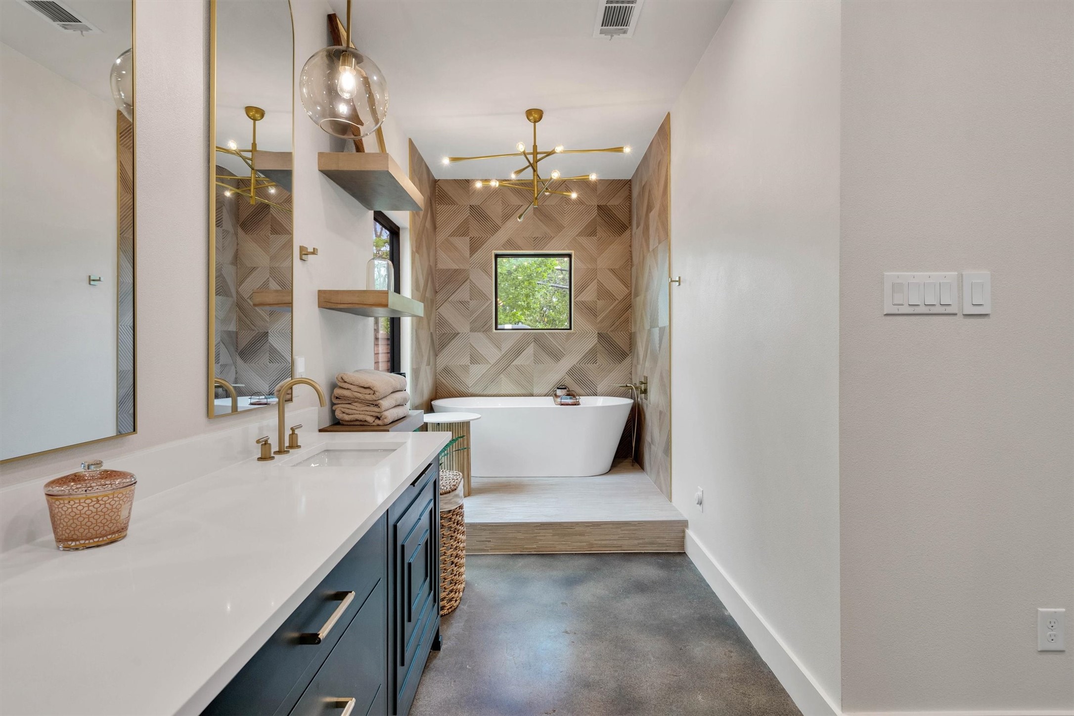 3938 Lively Lane
