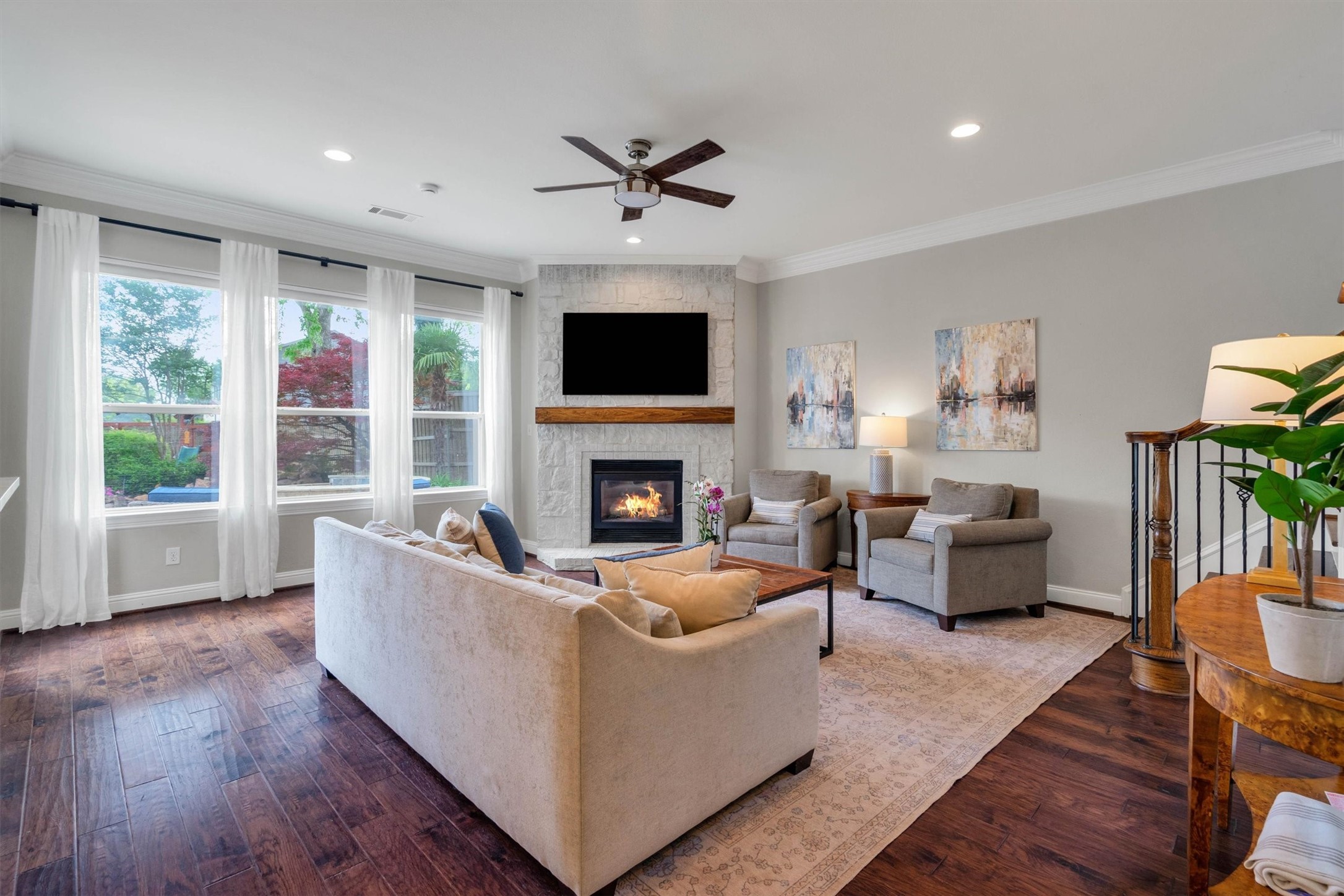 6014 Palo Pinto Avenue