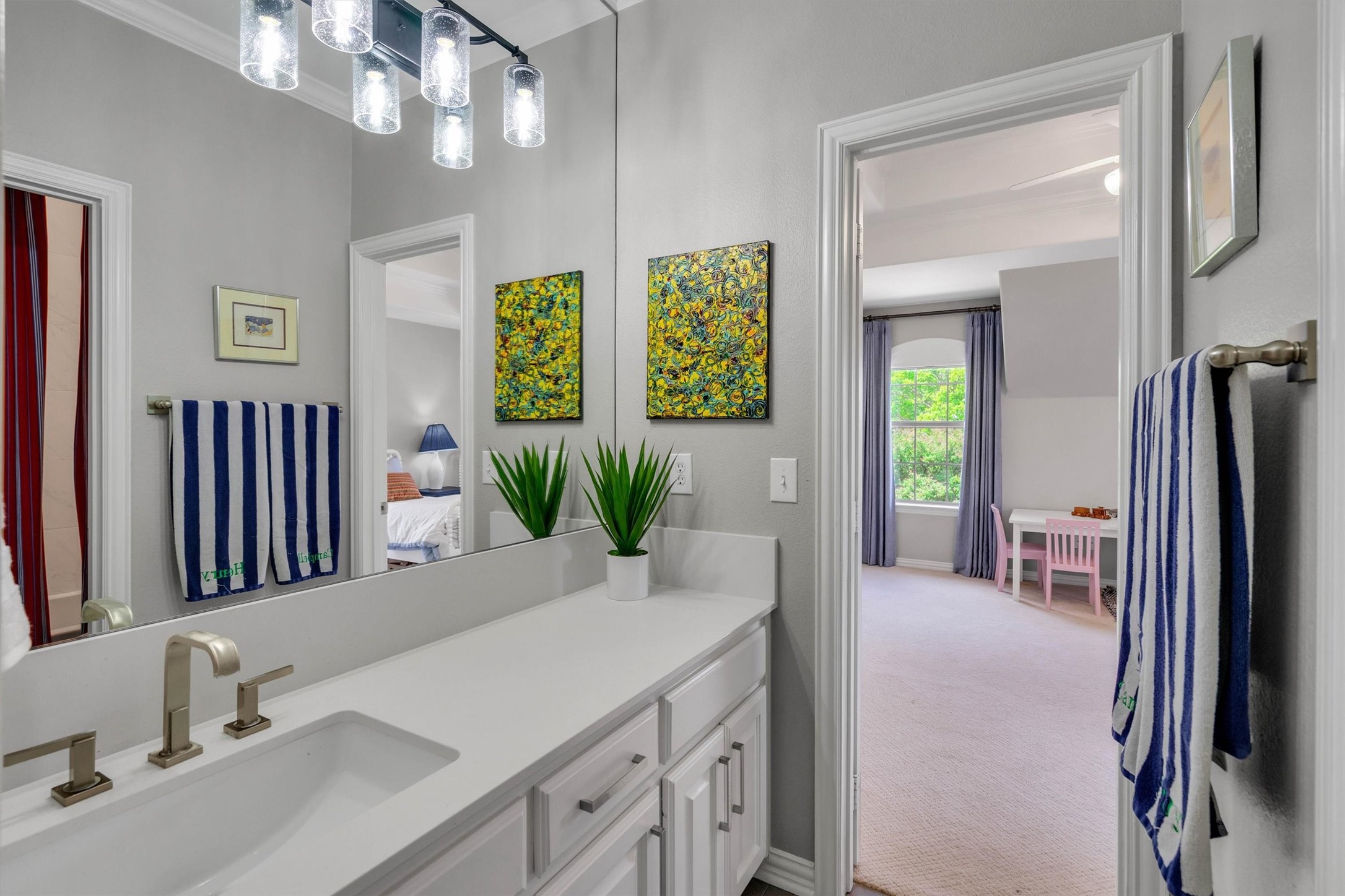 6014 Palo Pinto Avenue