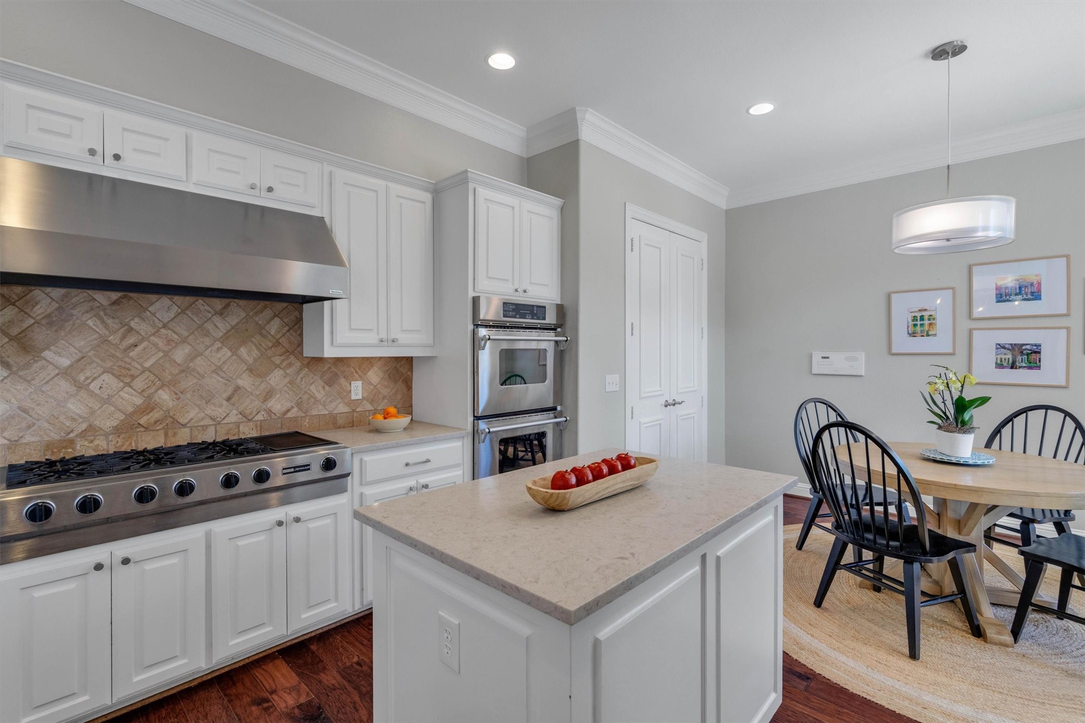 6014 Palo Pinto Avenue