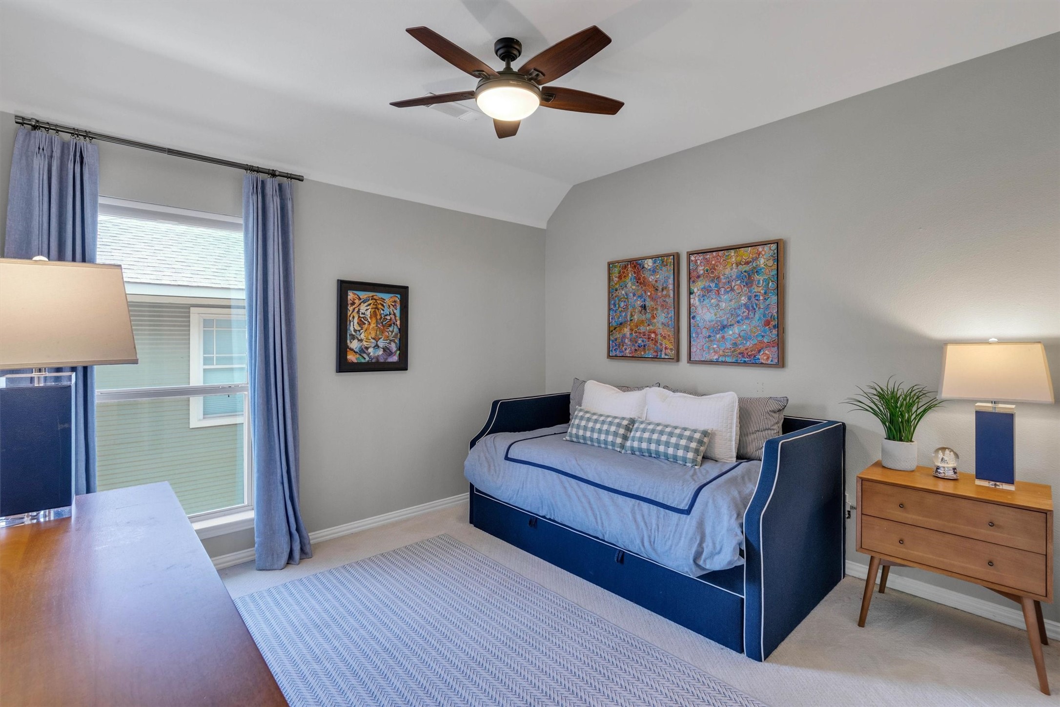 6014 Palo Pinto Avenue