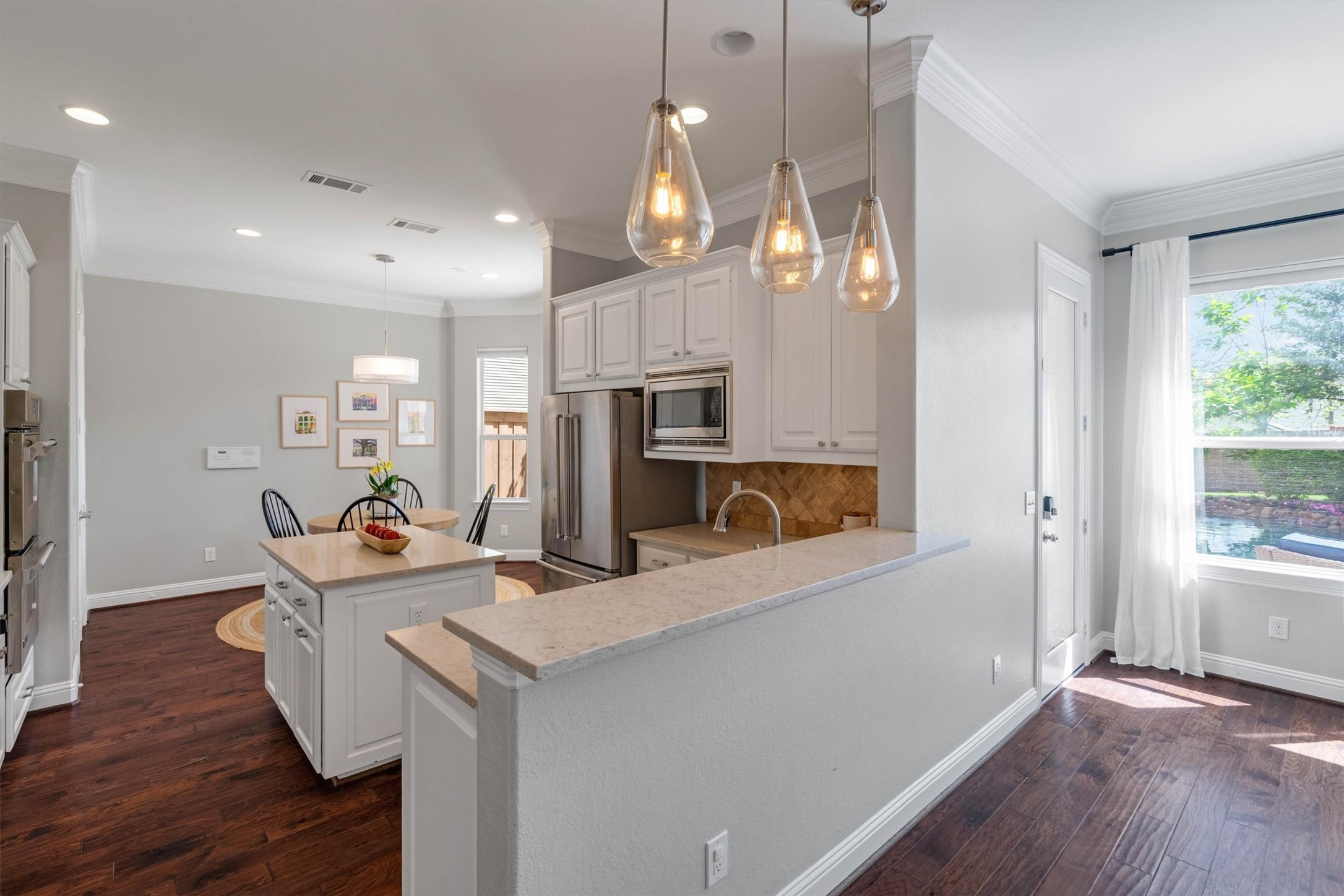 6014 Palo Pinto Avenue