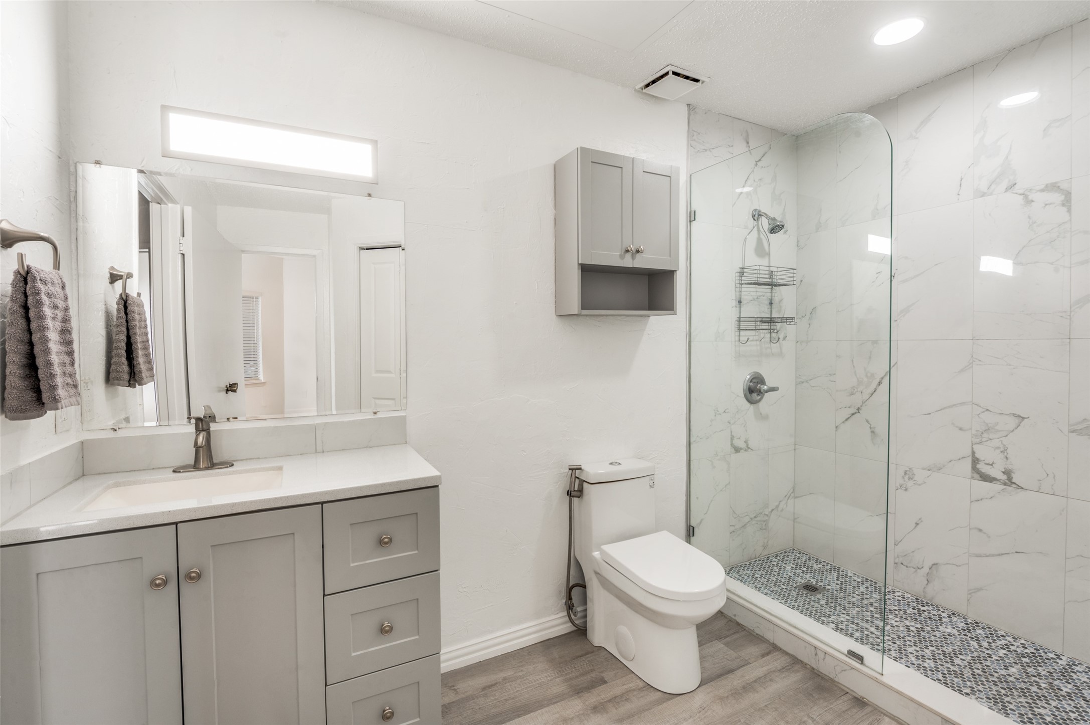 5550 Spring Valley Road G16