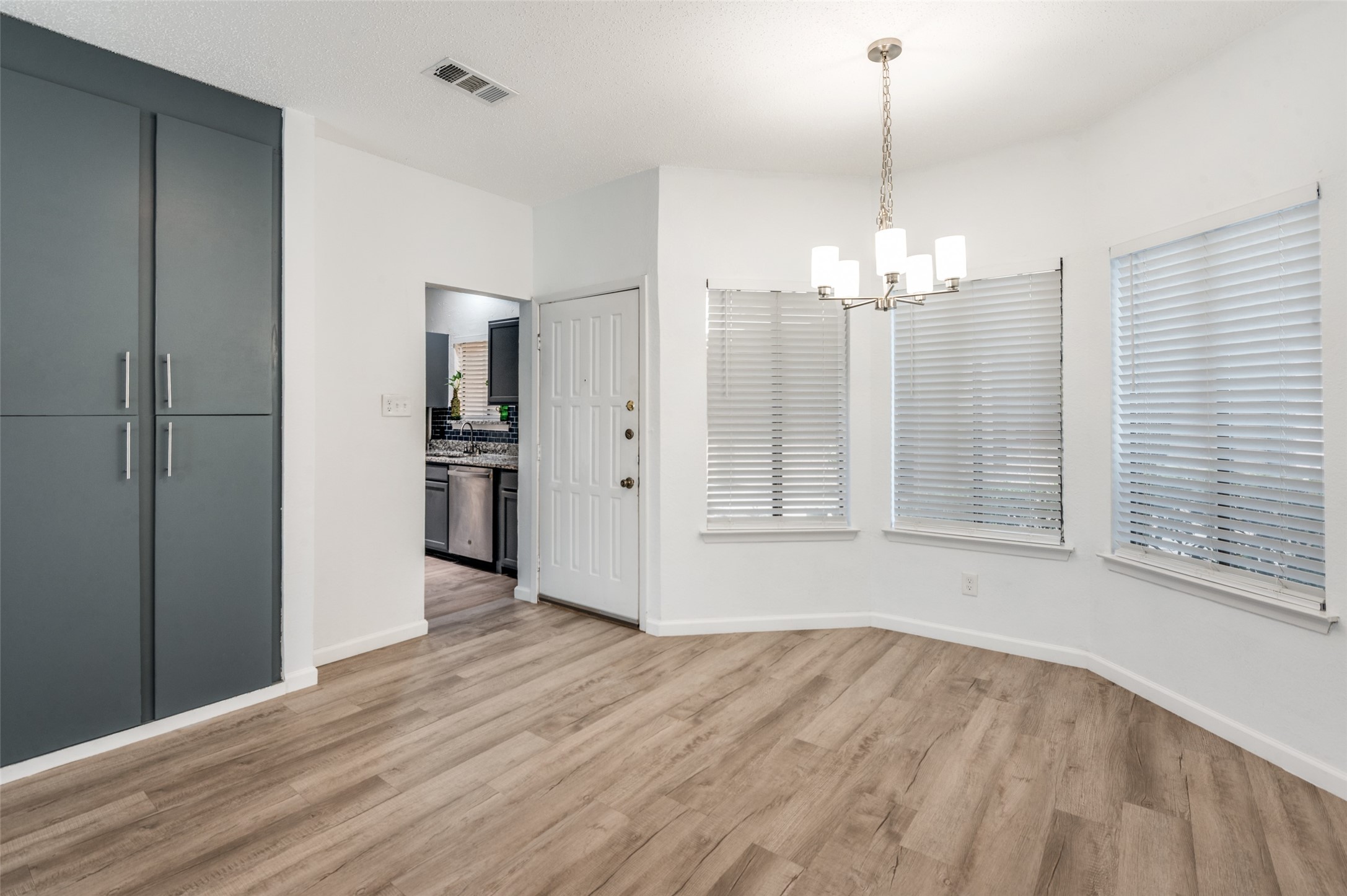 5550 Spring Valley Road G16