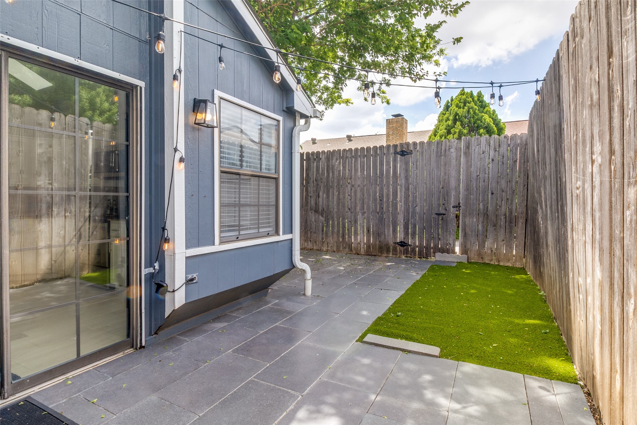 1417 Mccoy Street